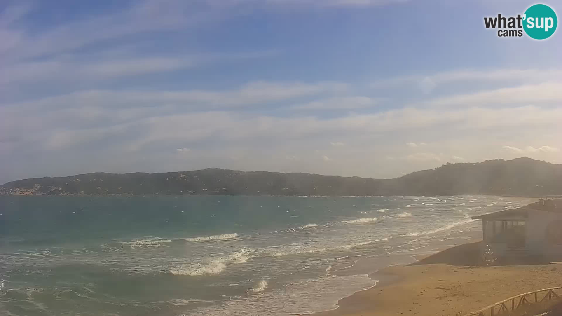 Spletna kamera Loiri porto San Paolo – Porto Taverna v živo Sardinija – Italija