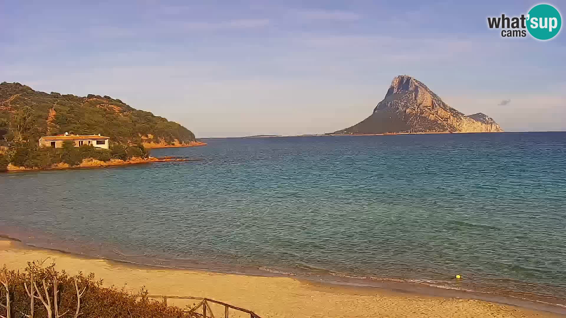 Live Webcam Loiri porto San Paolo – Porto Taverna Livecam Sardaigne – Italie