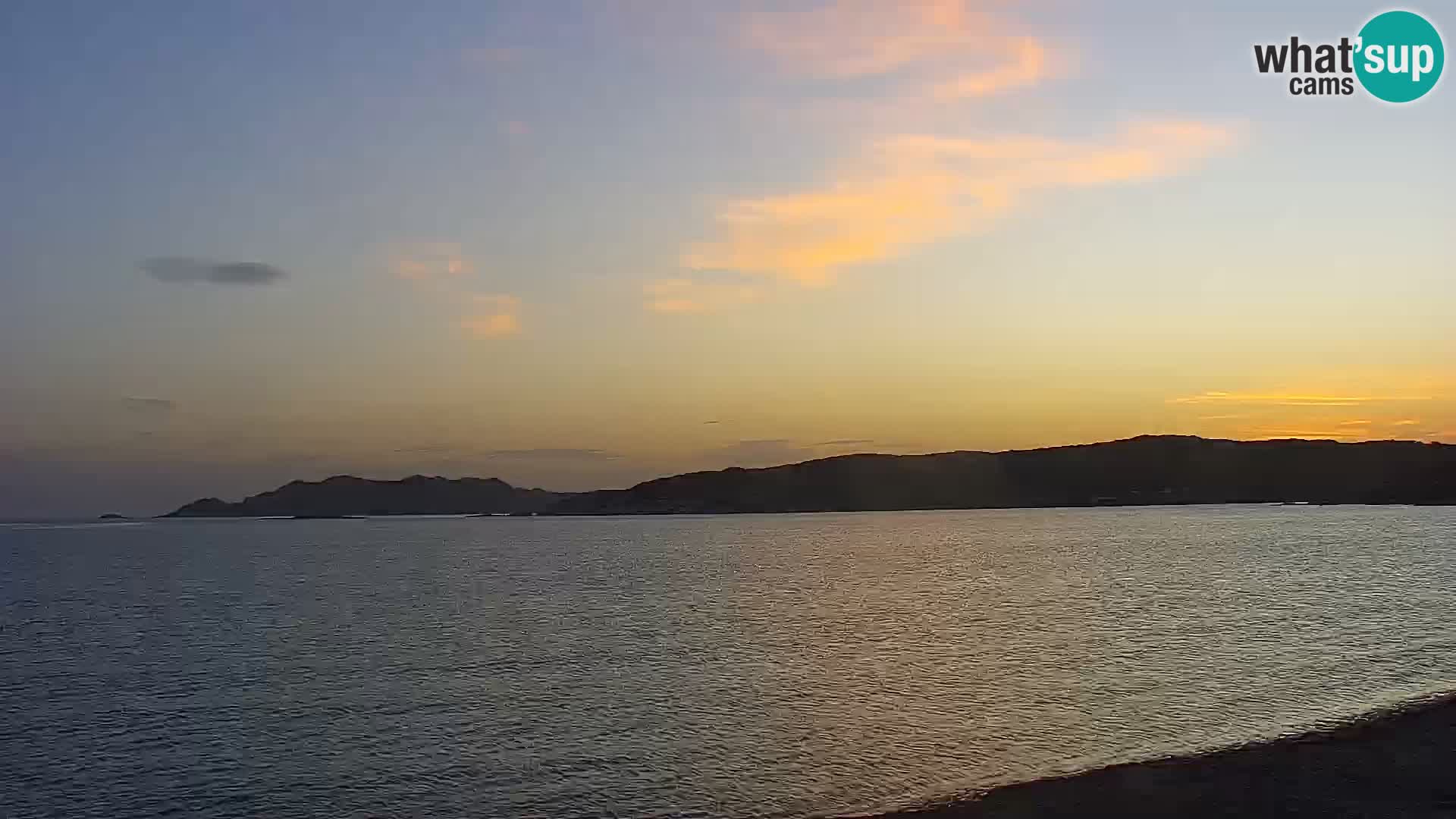 Spletna kamera Loiri porto San Paolo – Porto Taverna v živo Sardinija – Italija