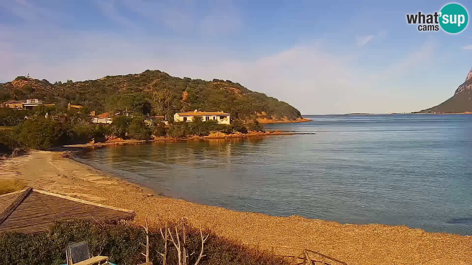 Live Webcam Loiri porto San Paolo – Porto Taverna Livecam Cerdeña – Italia