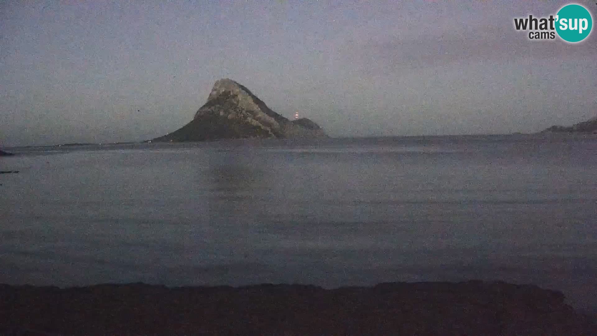 Spletna kamera Loiri porto San Paolo – Porto Taverna v živo Sardinija – Italija