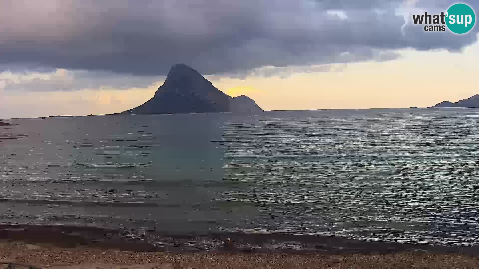 Web kamera Loiri porto San Paolo – Porto Taverna u uživo Sardinija – Italija