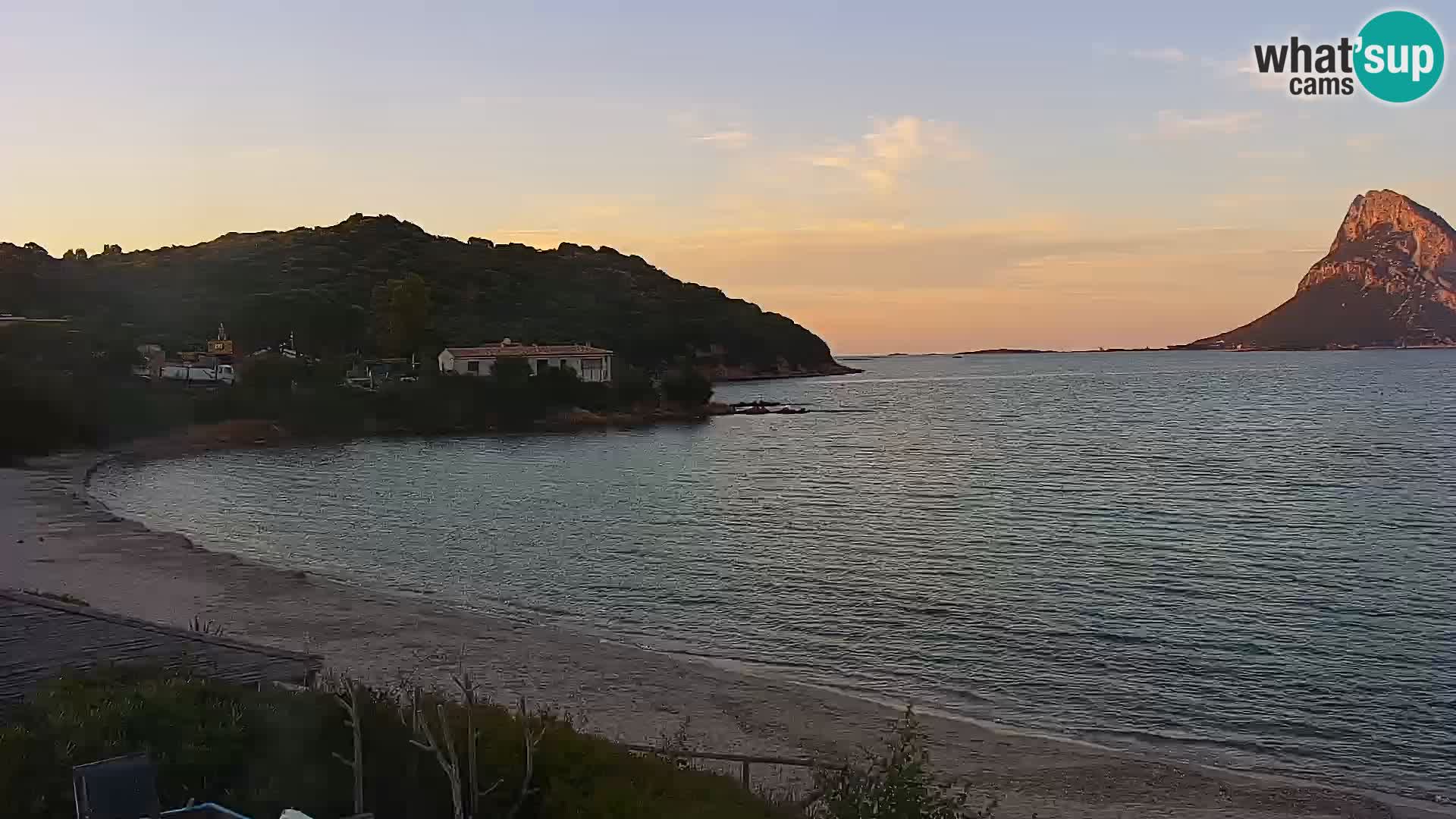 Live Webcam Loiri porto San Paolo – Porto Taverna Livecam Cerdeña – Italia