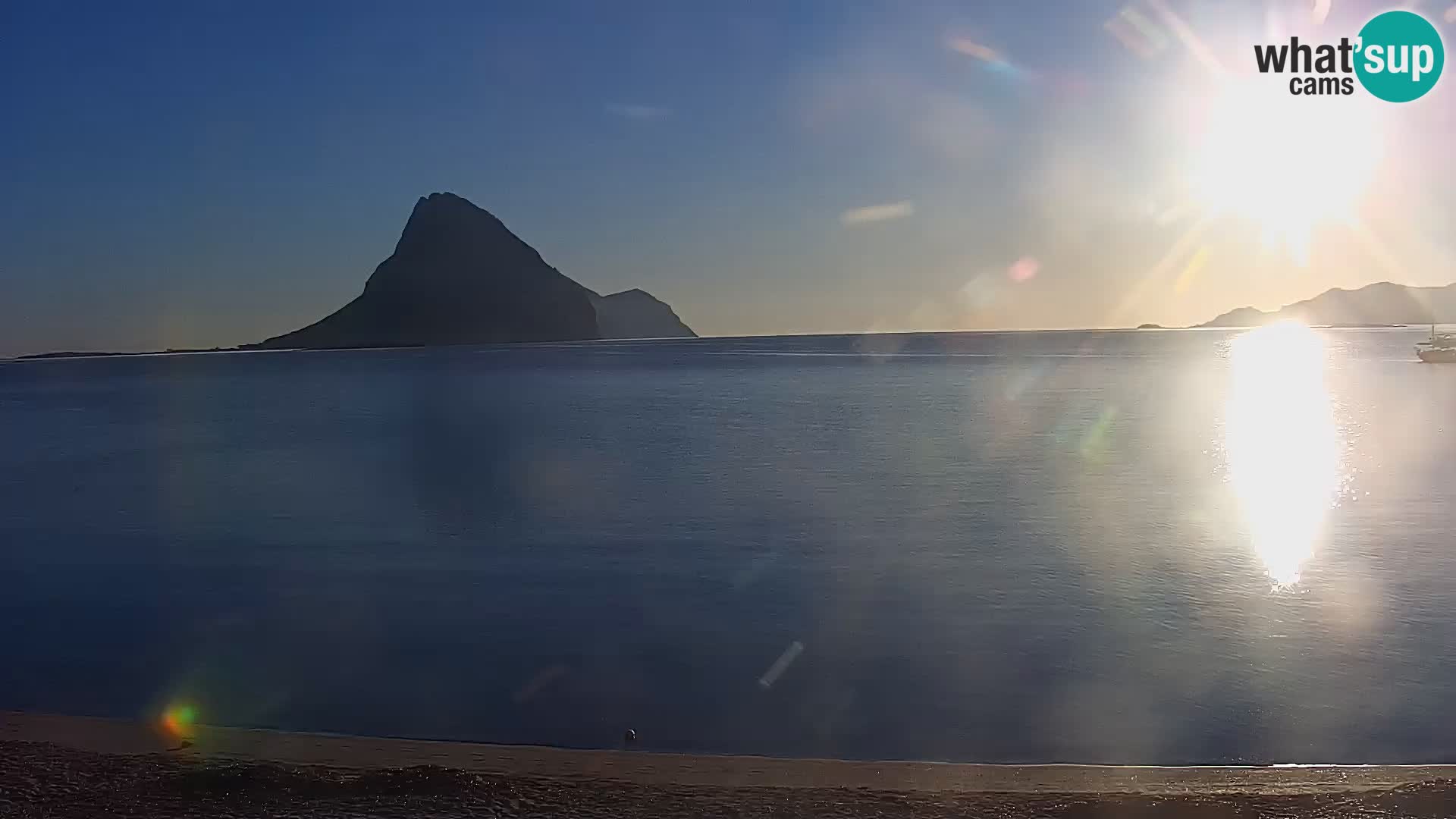 Porto Taverna Webcam – Loiri live cam Porto San Paolo – Sardinia – Italy