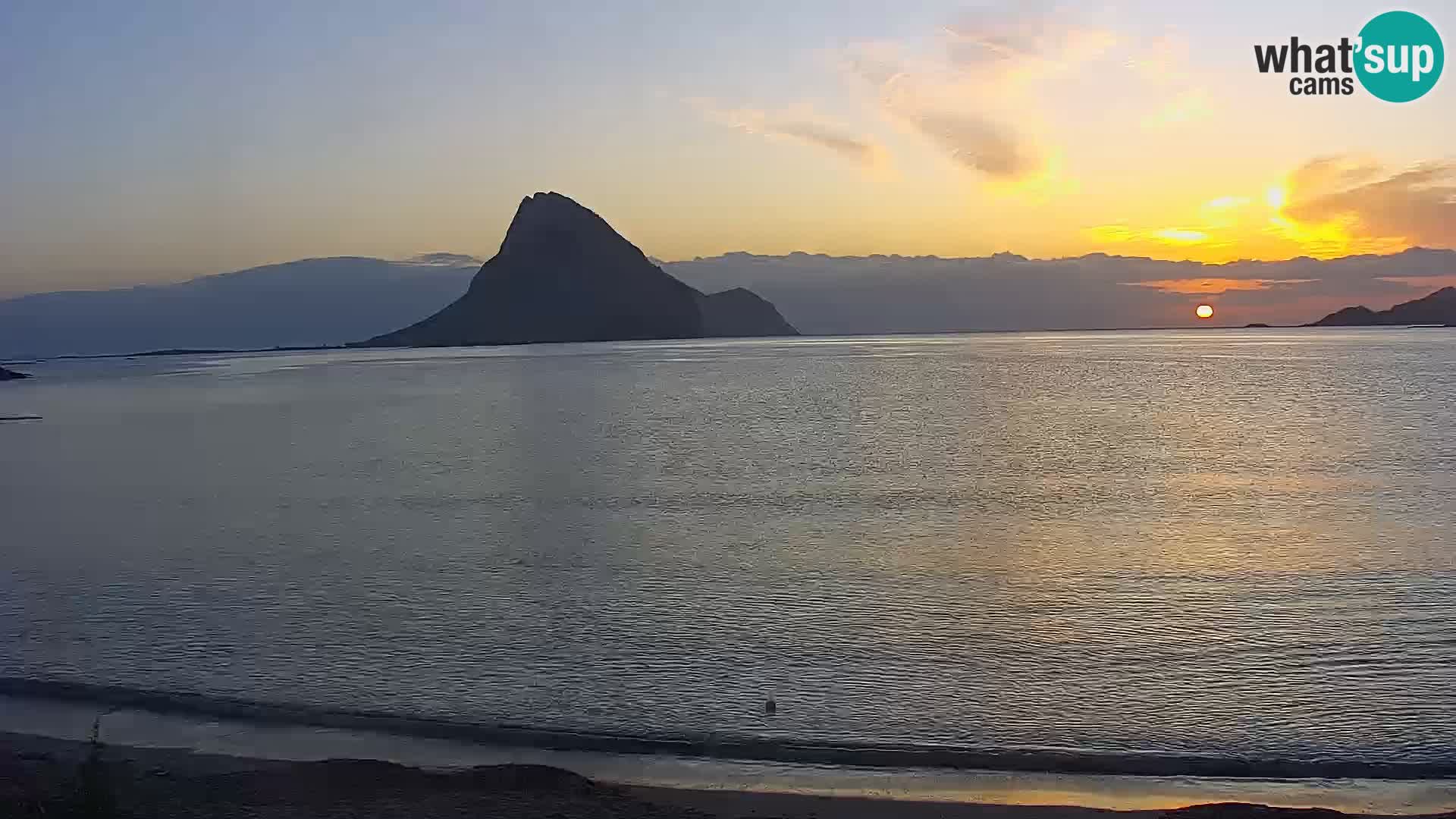 Porto Taverna Webcam – Loiri live cam Porto San Paolo – Sardinia – Italy