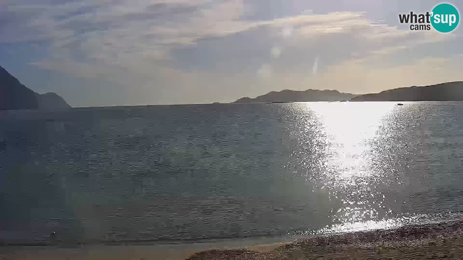 Live Webcam Loiri porto San Paolo – Porto Taverna Livecam Sardaigne – Italie