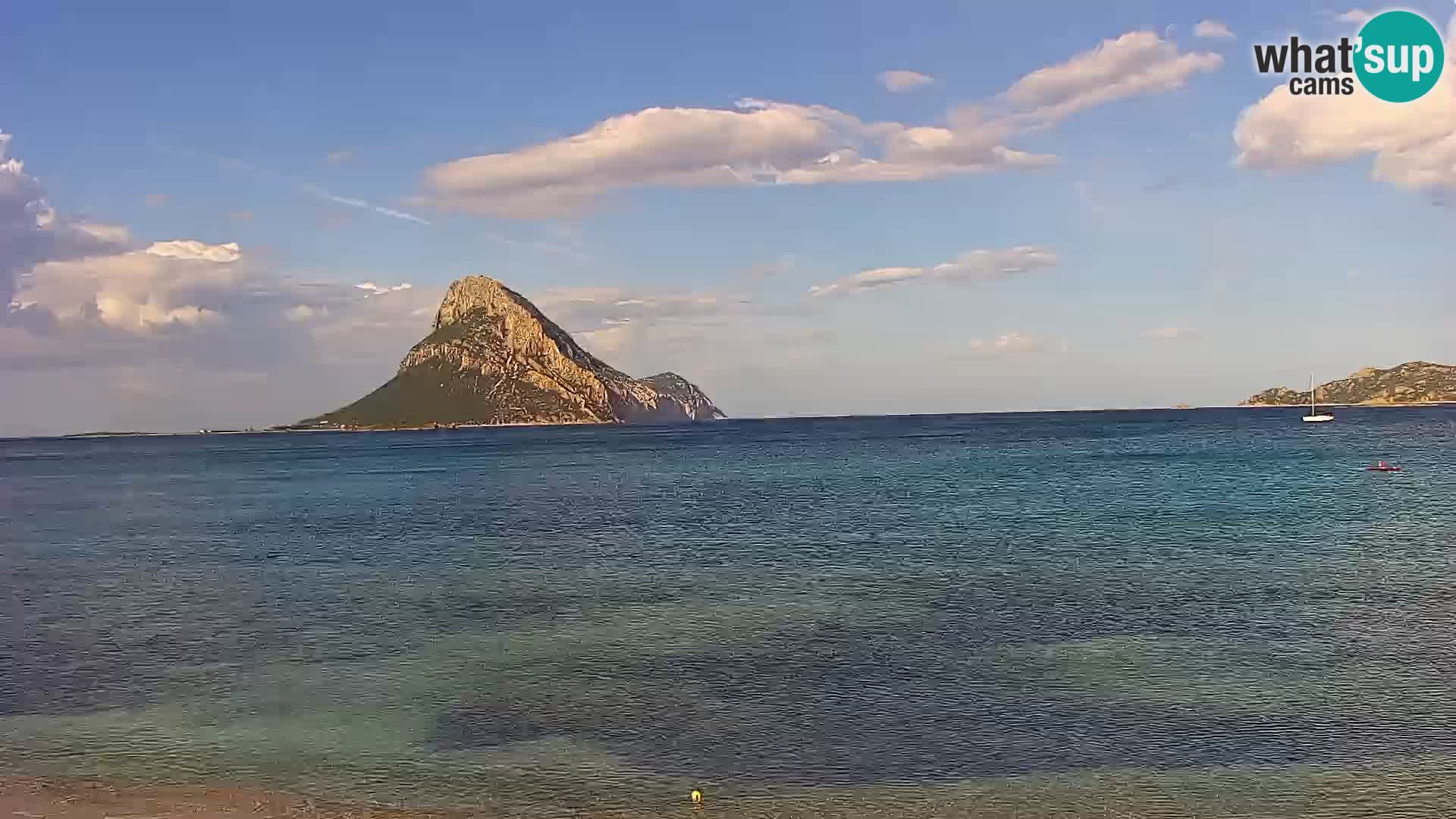 Spletna kamera Loiri porto San Paolo – Porto Taverna v živo Sardinija – Italija