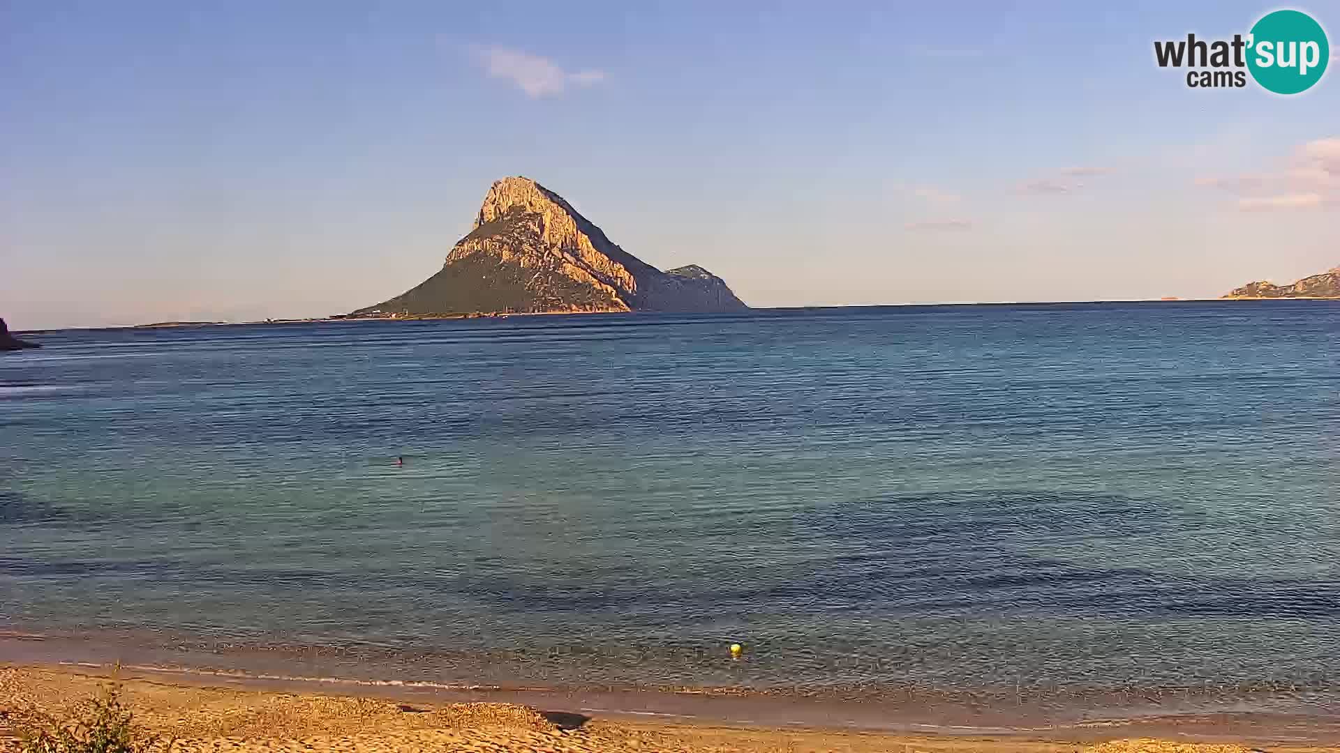 Spletna kamera Loiri porto San Paolo – Porto Taverna v živo Sardinija – Italija