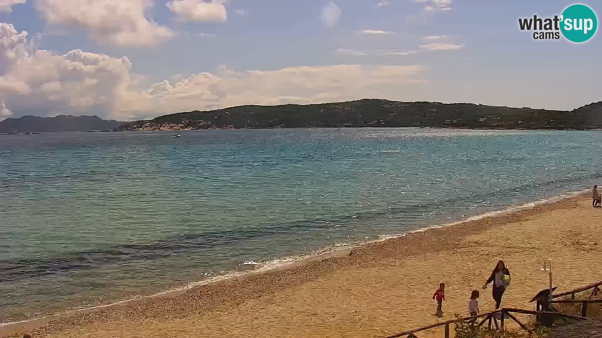 Live Webcam Loiri porto San Paolo – Porto Taverna Livecam Cerdeña – Italia
