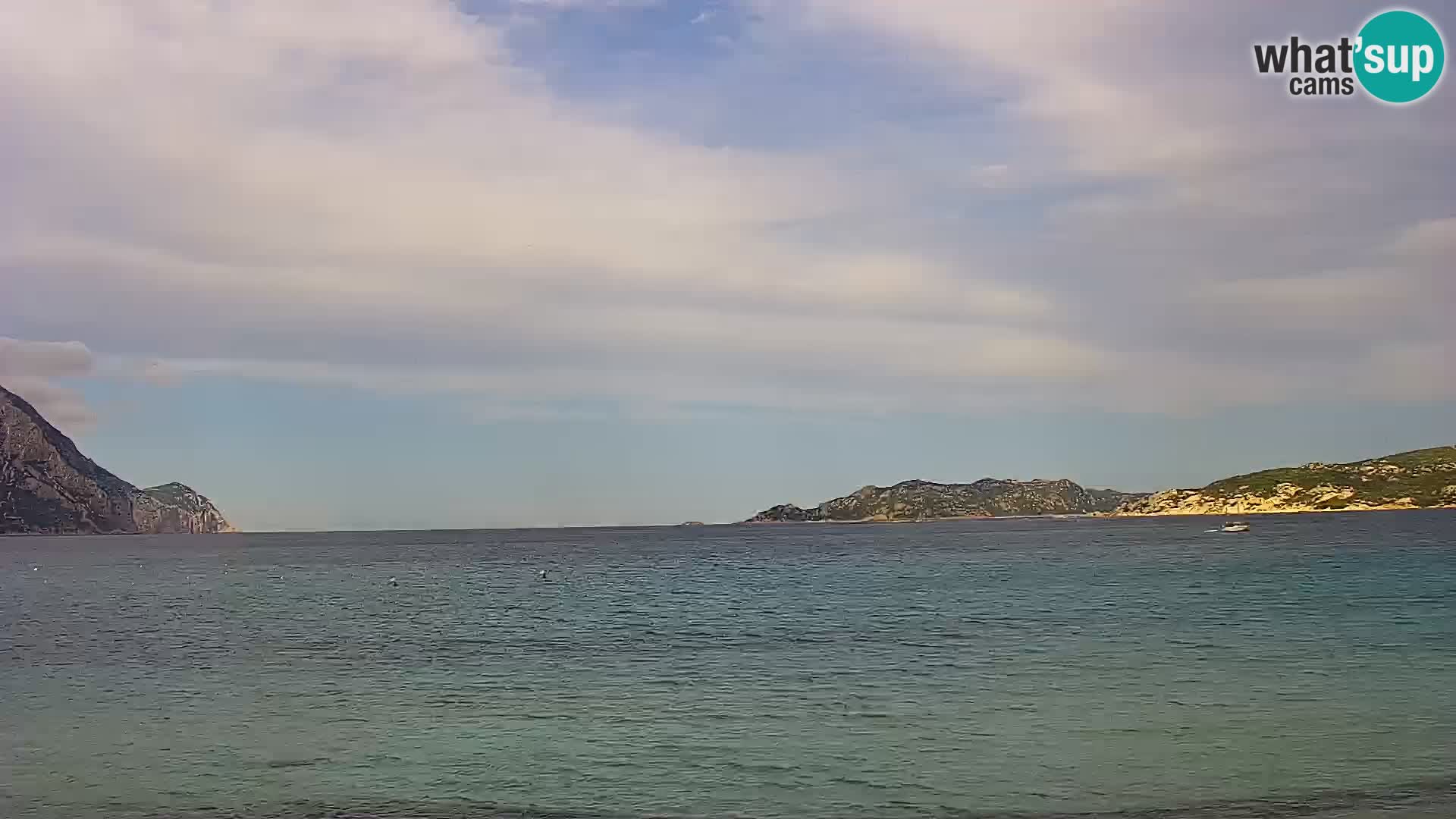 Web kamera Loiri porto San Paolo – Porto Taverna u uživo Sardinija – Italija