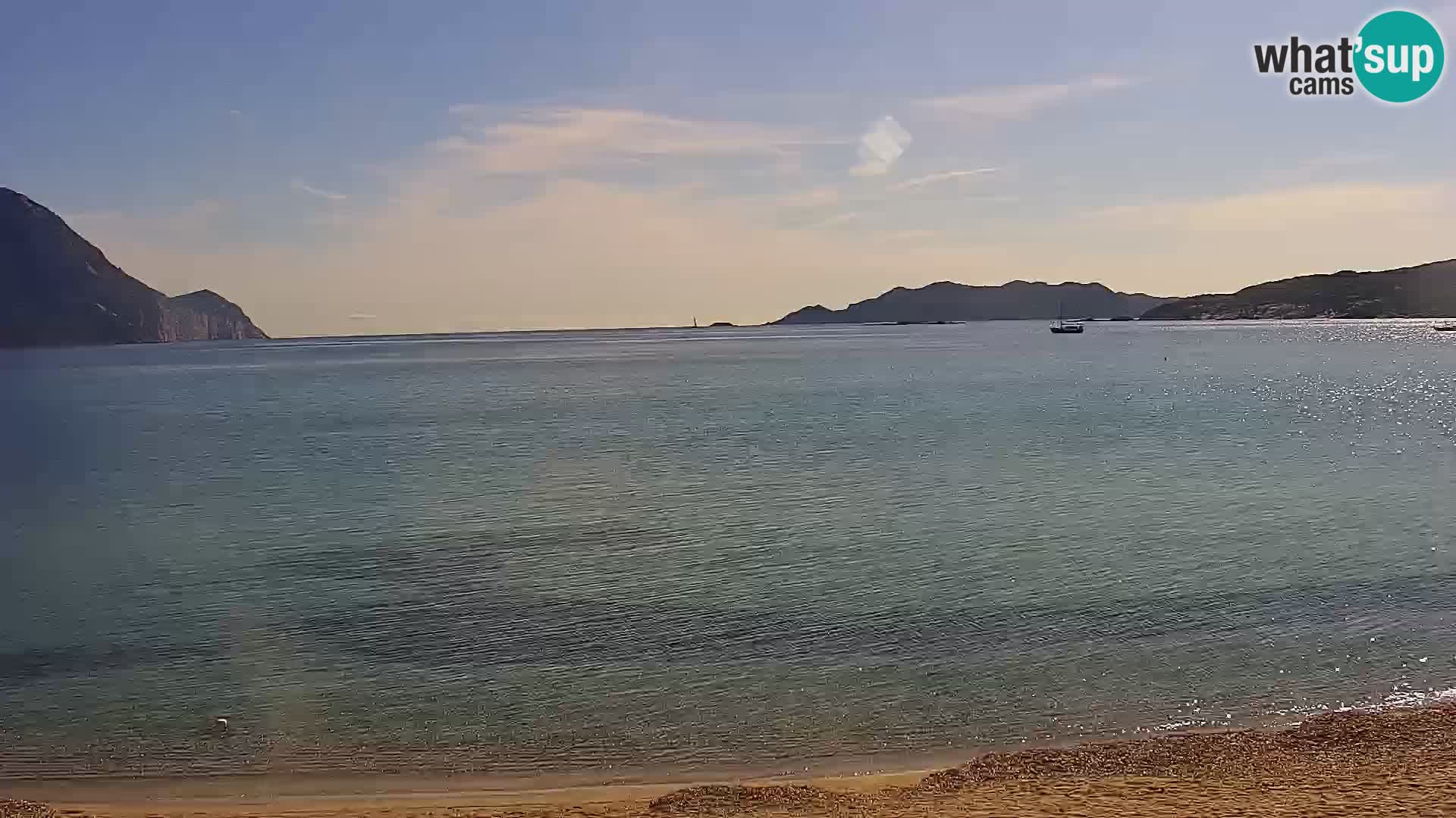 Live Webcam Loiri porto San Paolo – Porto Taverna Livecam Cerdeña – Italia