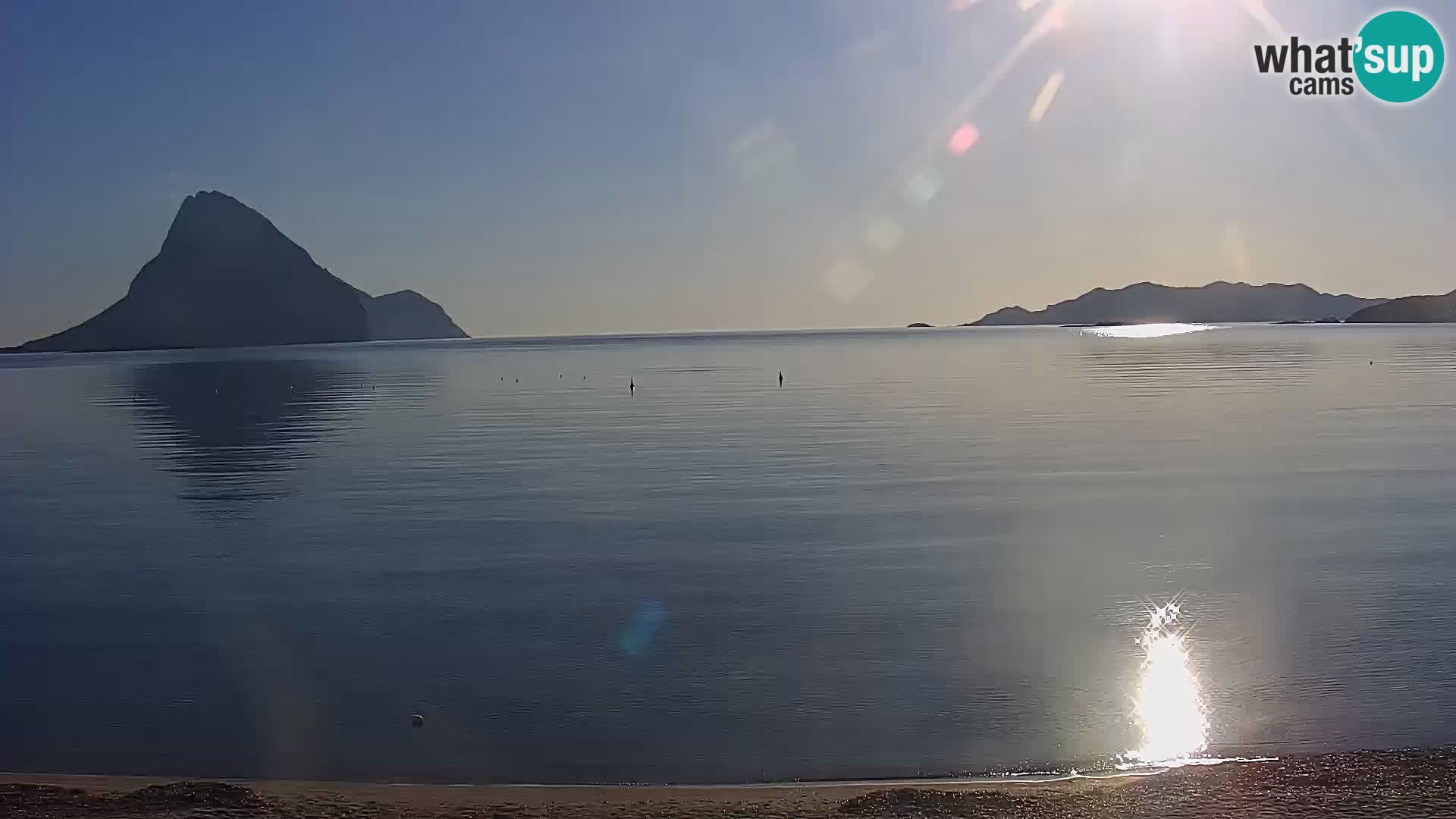 Live Webcam Loiri porto San Paolo – Porto Taverna Livecam Cerdeña – Italia