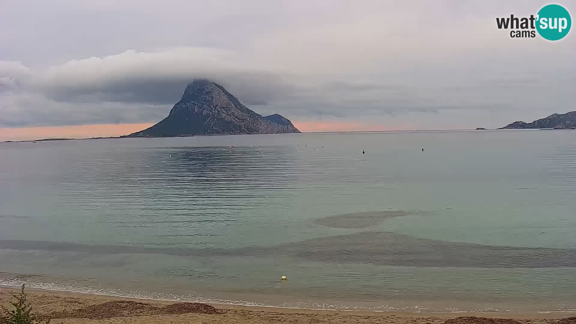 Live Webcam Loiri porto San Paolo – Porto Taverna Livecam Cerdeña – Italia