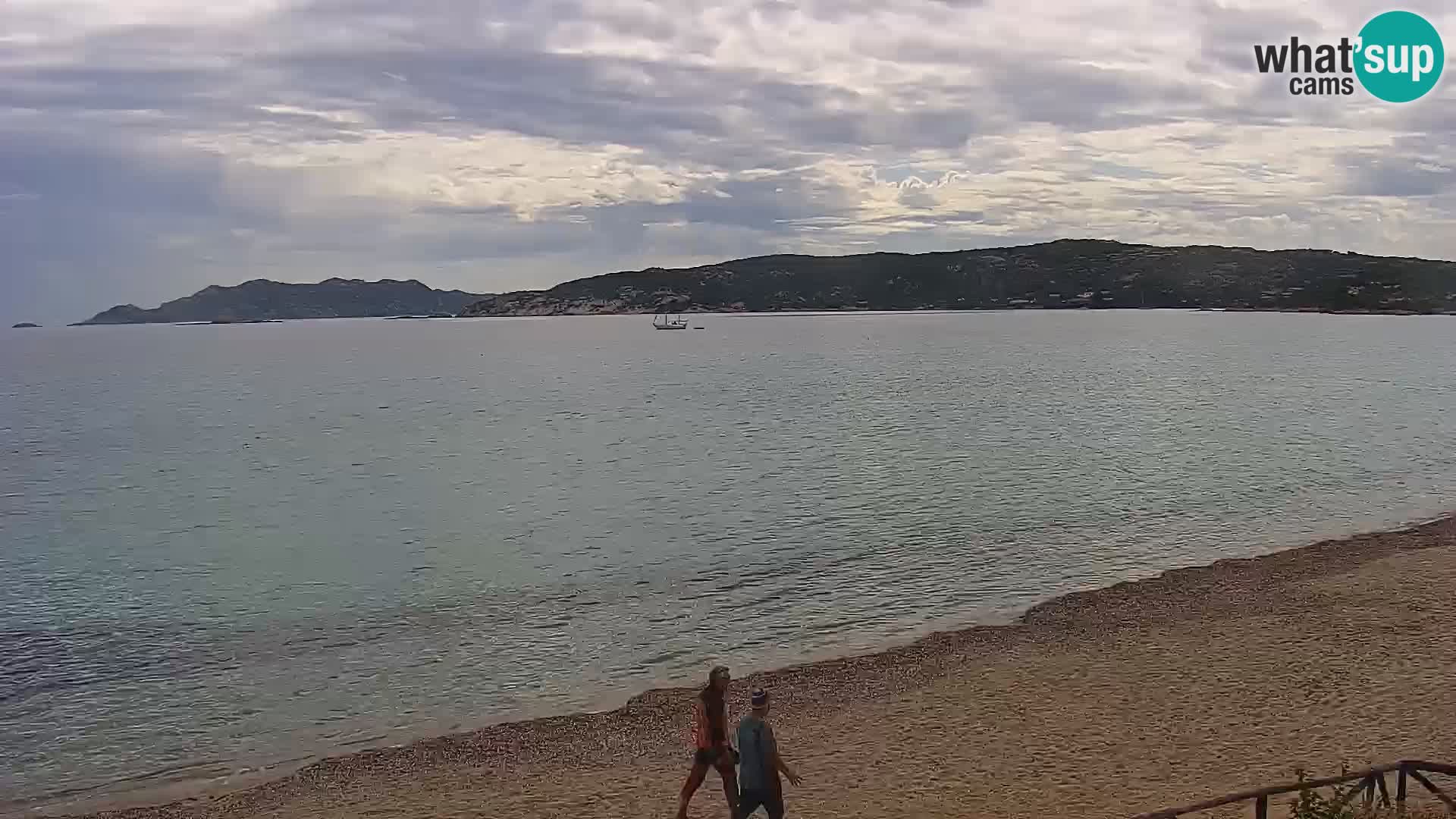 Live Webcam Loiri porto San Paolo – Porto Taverna Livecam Cerdeña – Italia