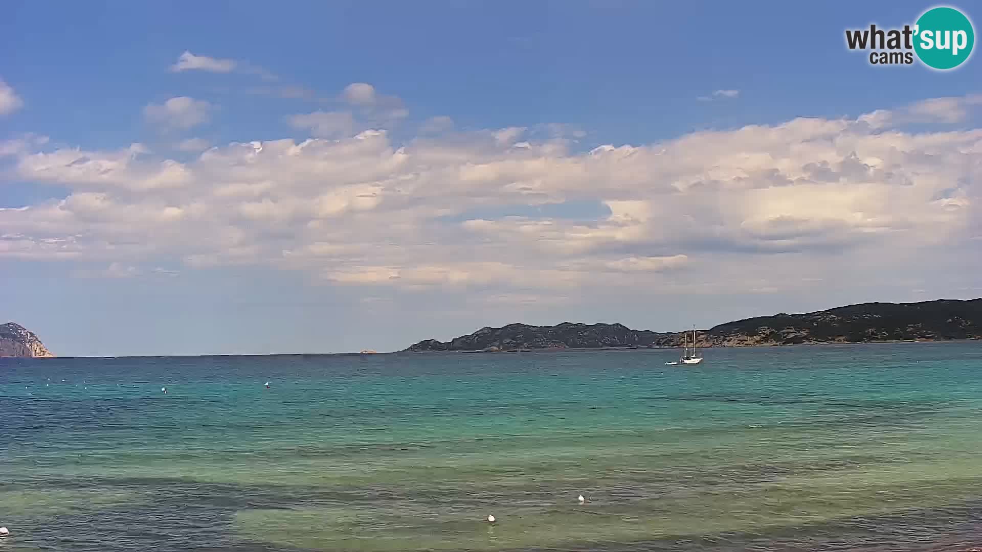 Spletna kamera Loiri porto San Paolo – Porto Taverna v živo Sardinija – Italija