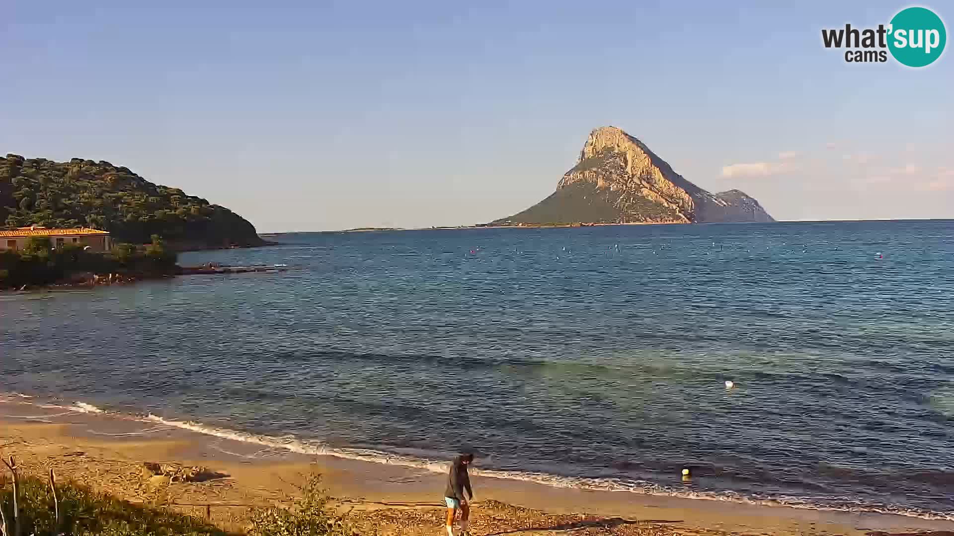 Spletna kamera Loiri porto San Paolo – Porto Taverna v živo Sardinija – Italija