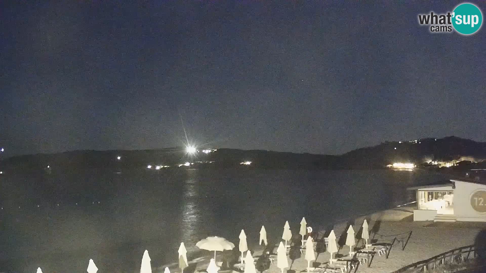 Spletna kamera Loiri porto San Paolo – Porto Taverna v živo Sardinija – Italija