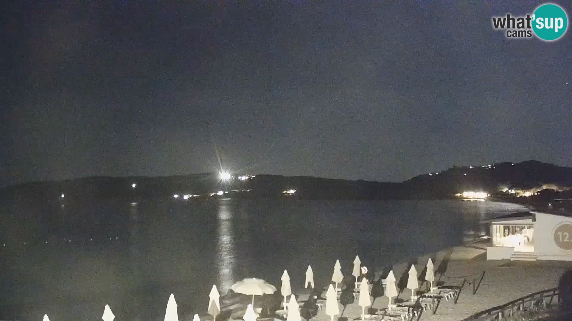 Spletna kamera Loiri porto San Paolo – Porto Taverna v živo Sardinija – Italija
