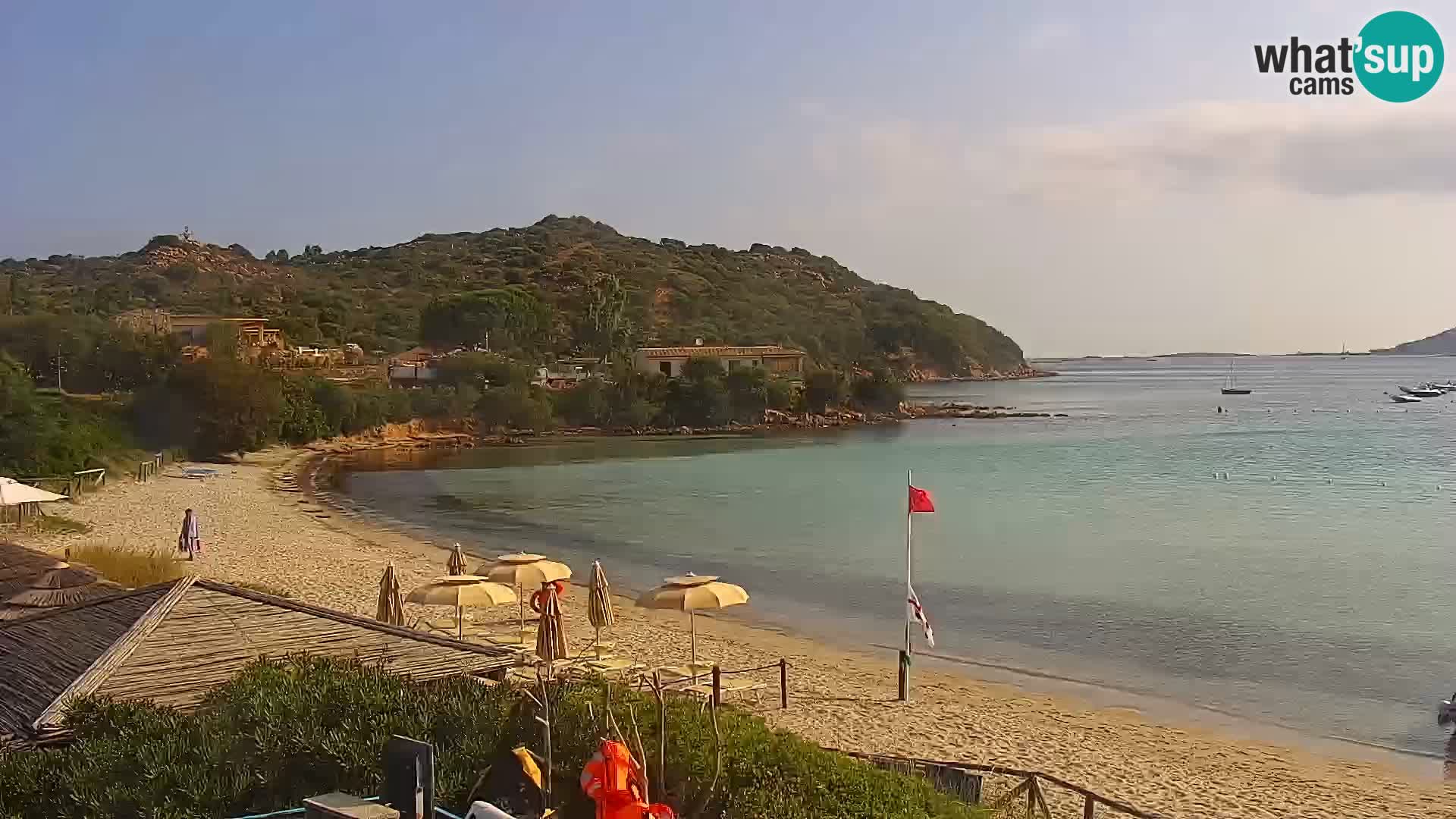 Spletna kamera Loiri porto San Paolo – Porto Taverna v živo Sardinija – Italija