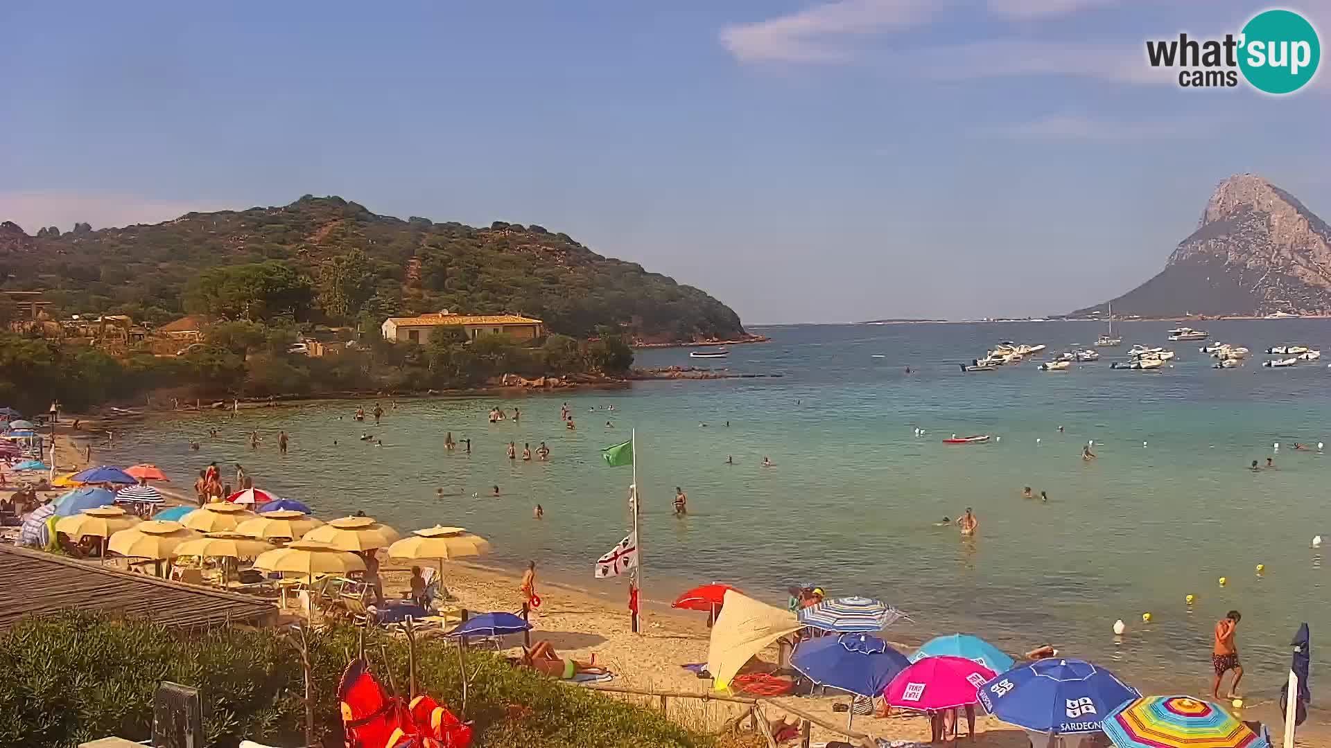 Spletna kamera Loiri porto San Paolo – Porto Taverna v živo Sardinija – Italija