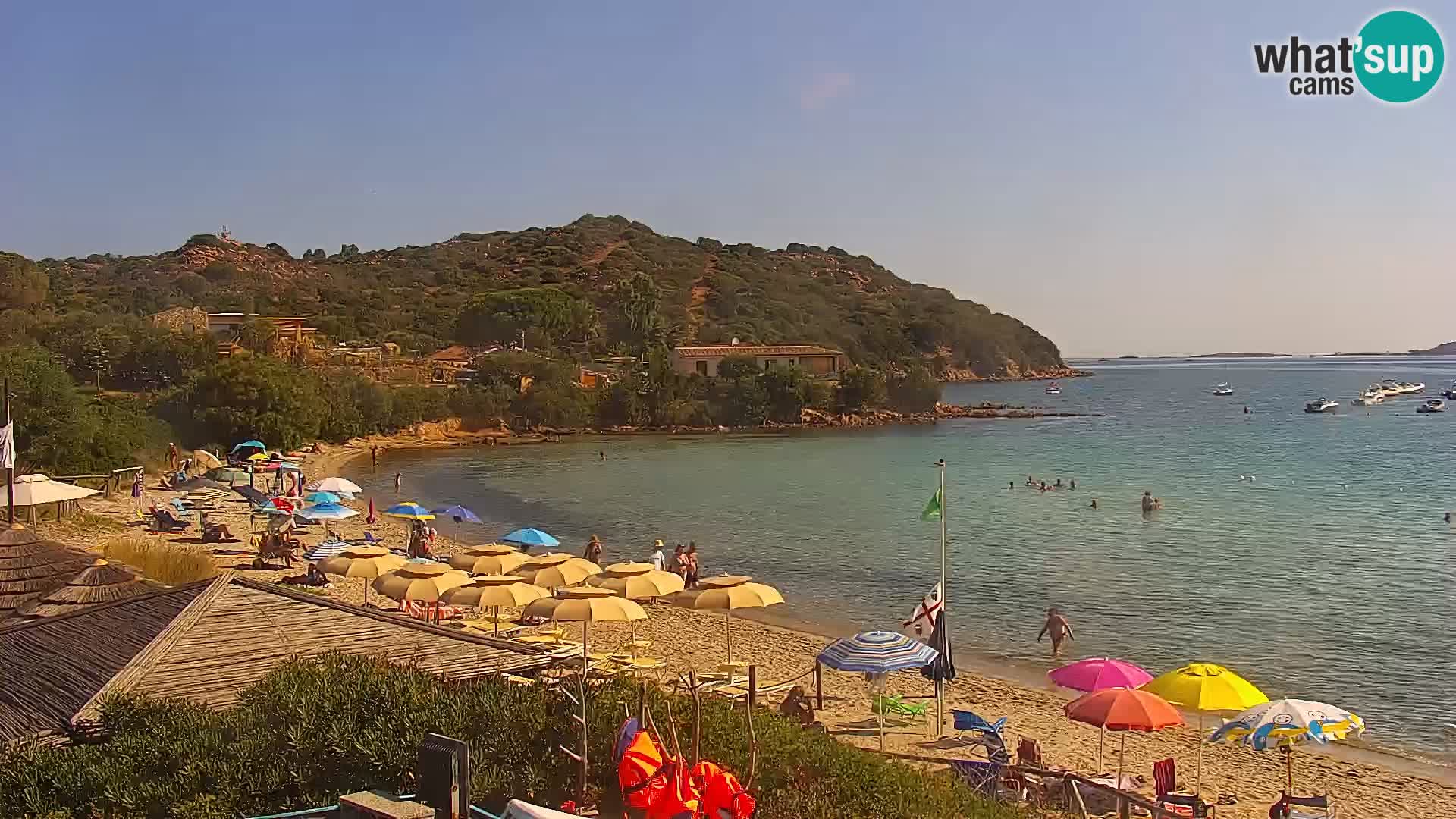 Spletna kamera Loiri porto San Paolo – Porto Taverna v živo Sardinija – Italija
