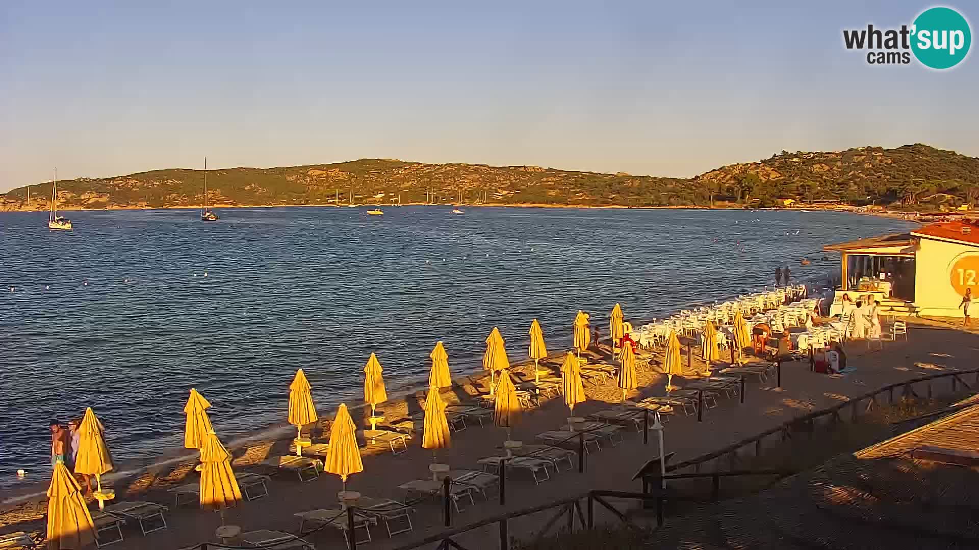 Web kamera Loiri porto San Paolo – Porto Taverna u uživo Sardinija – Italija