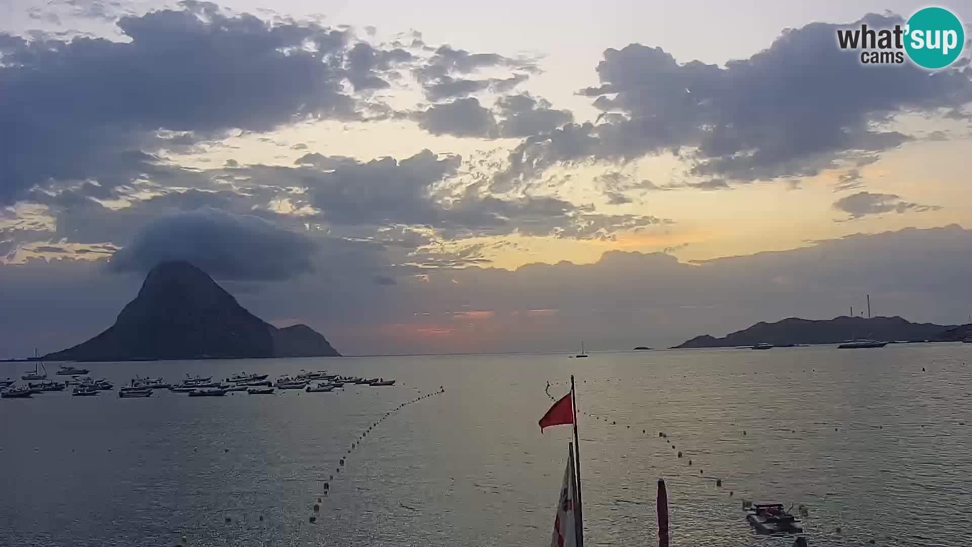 Web kamera Loiri porto San Paolo – Porto Taverna u uživo Sardinija – Italija