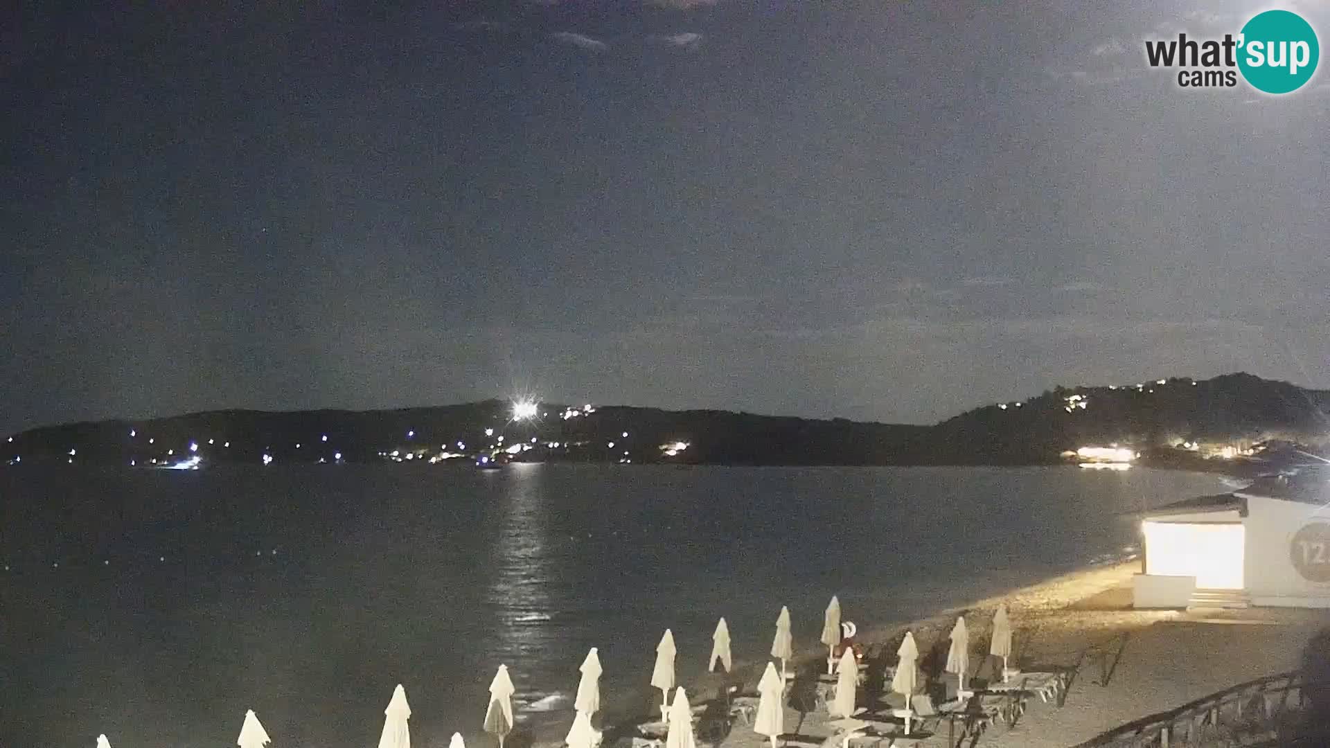 Spletna kamera Loiri porto San Paolo – Porto Taverna v živo Sardinija – Italija