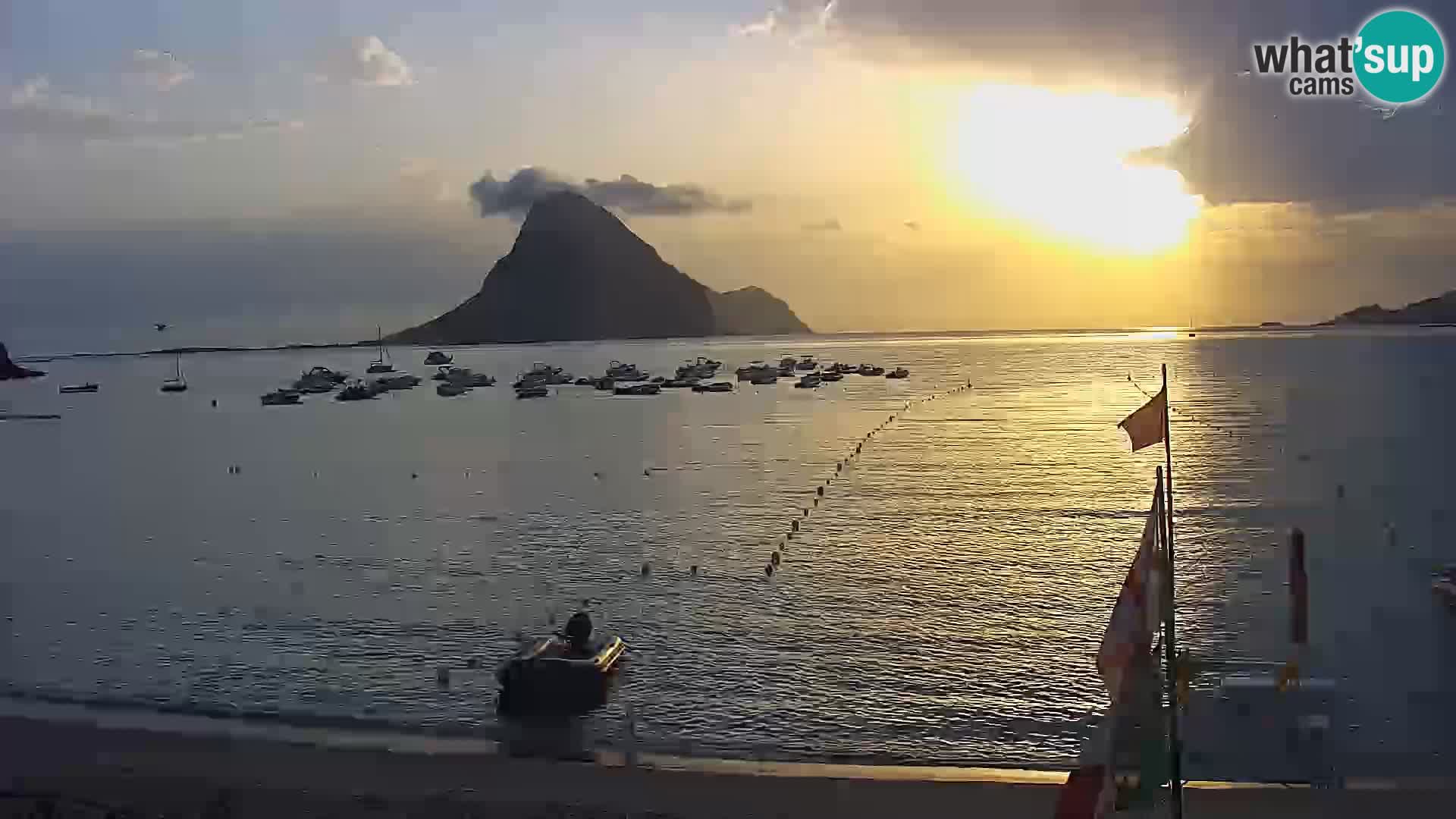 Live Webcam Loiri porto San Paolo – Porto Taverna Livecam Sardaigne – Italie
