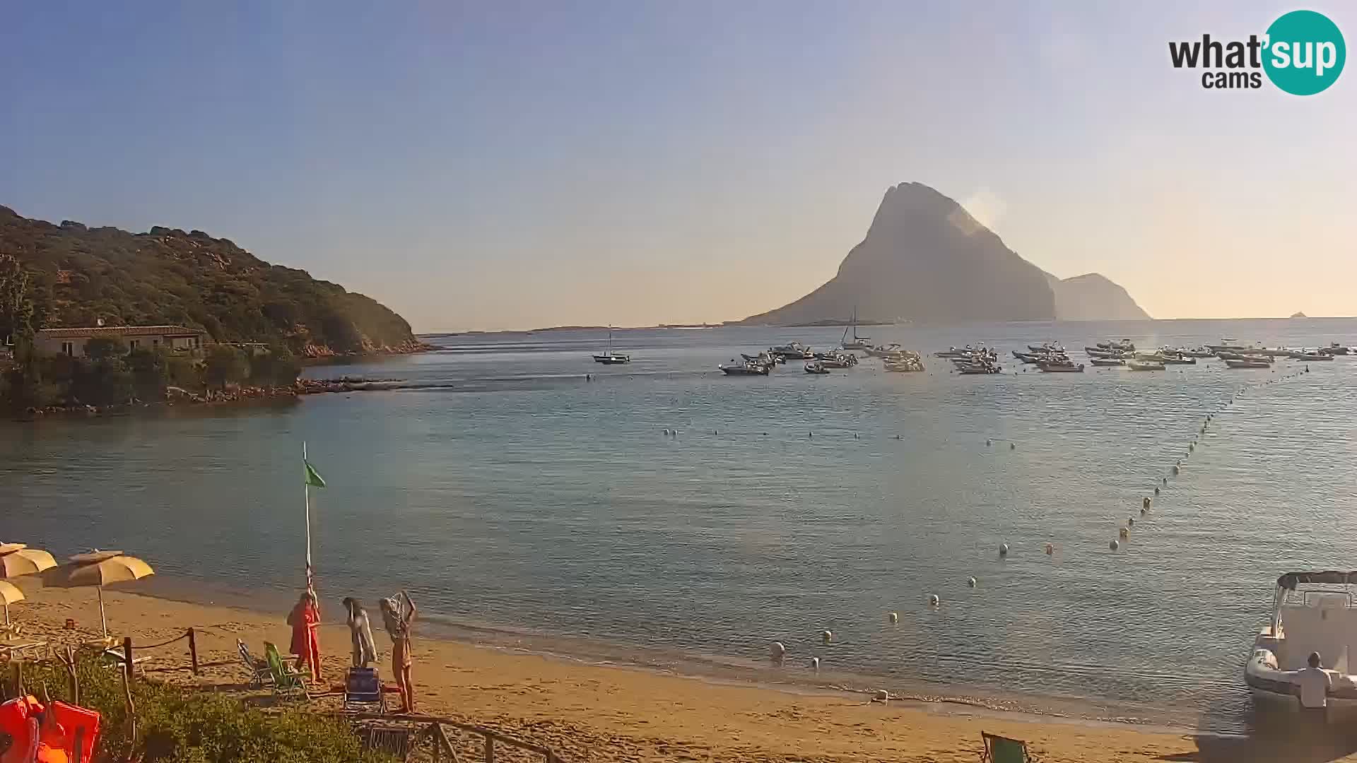 Web kamera Loiri porto San Paolo – Porto Taverna u uživo Sardinija – Italija