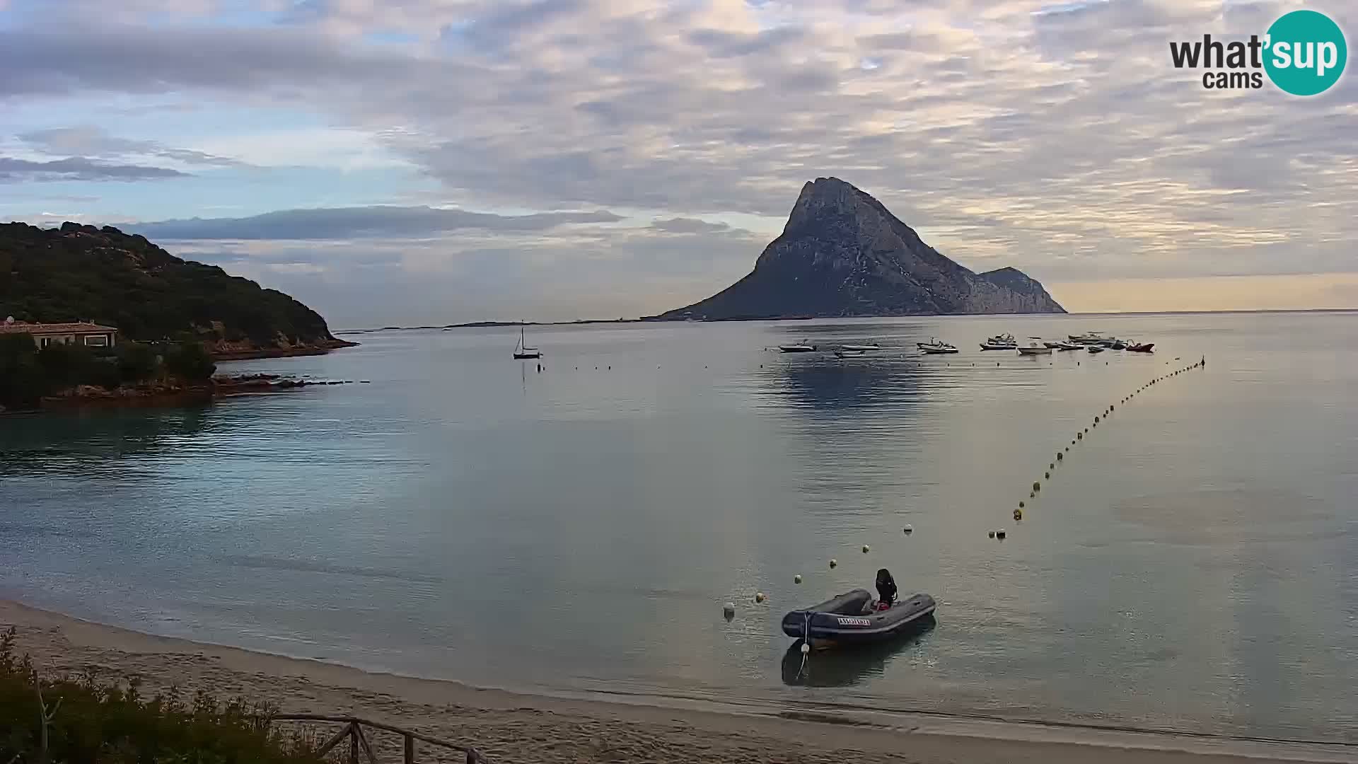 Live Webcam Loiri porto San Paolo – Porto Taverna Livecam Sardaigne – Italie