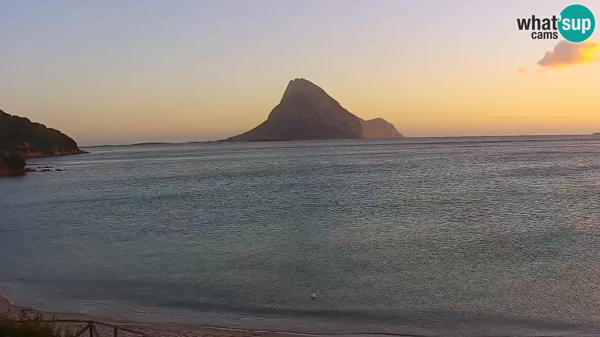 Live Webcam Loiri porto San Paolo – Porto Taverna Livecam Sardaigne – Italie