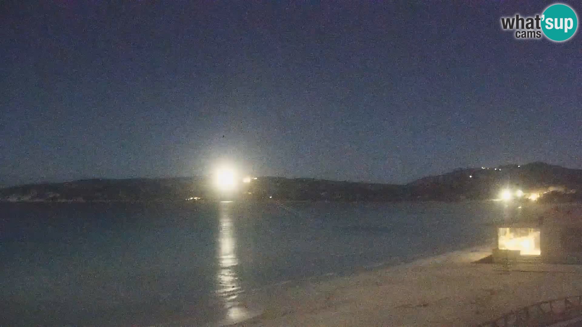 Spletna kamera Loiri porto San Paolo – Porto Taverna v živo Sardinija – Italija