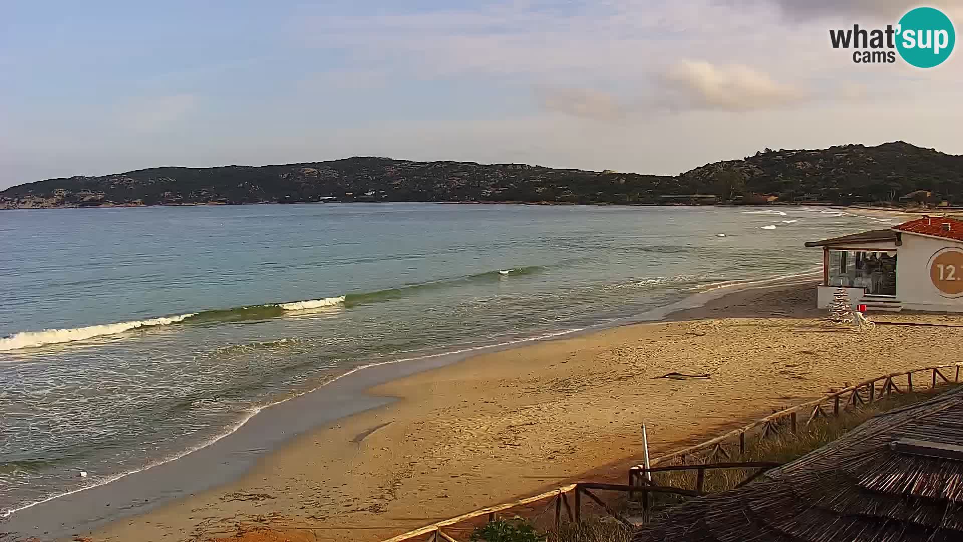 Web kamera Loiri porto San Paolo – Porto Taverna u uživo Sardinija – Italija