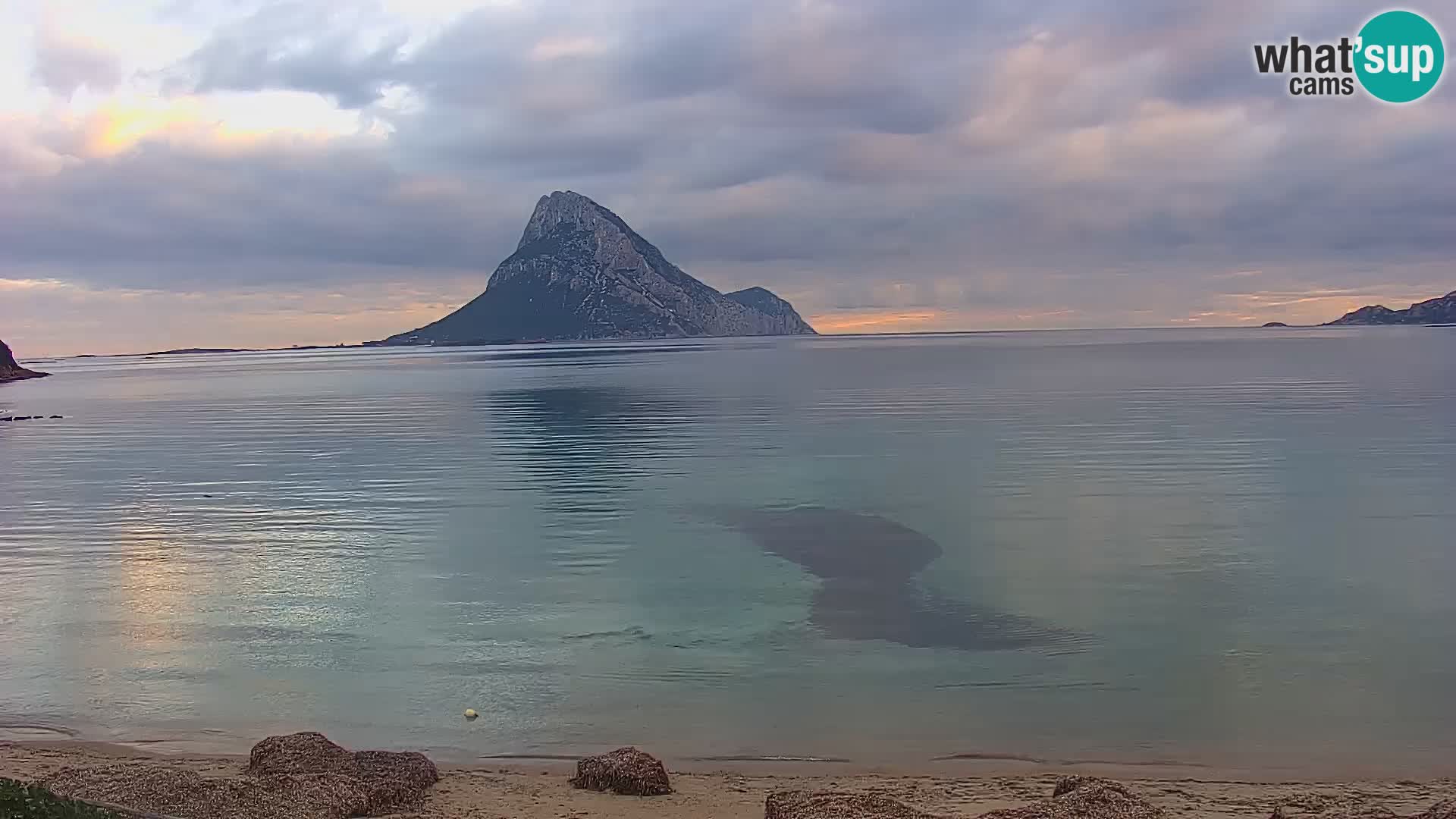 Live Webcam Loiri porto San Paolo – Porto Taverna Livecam Sardaigne – Italie