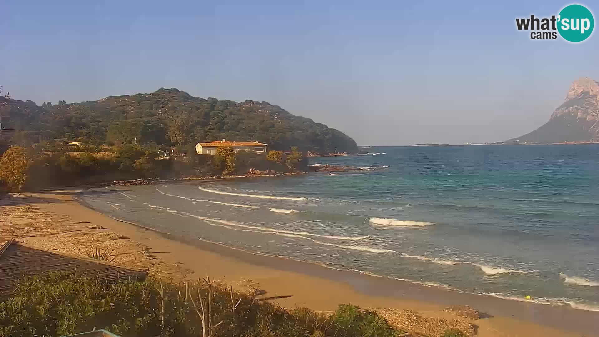 Porto Taverna Webcam – Loiri live cam Porto San Paolo – Sardinia – Italy