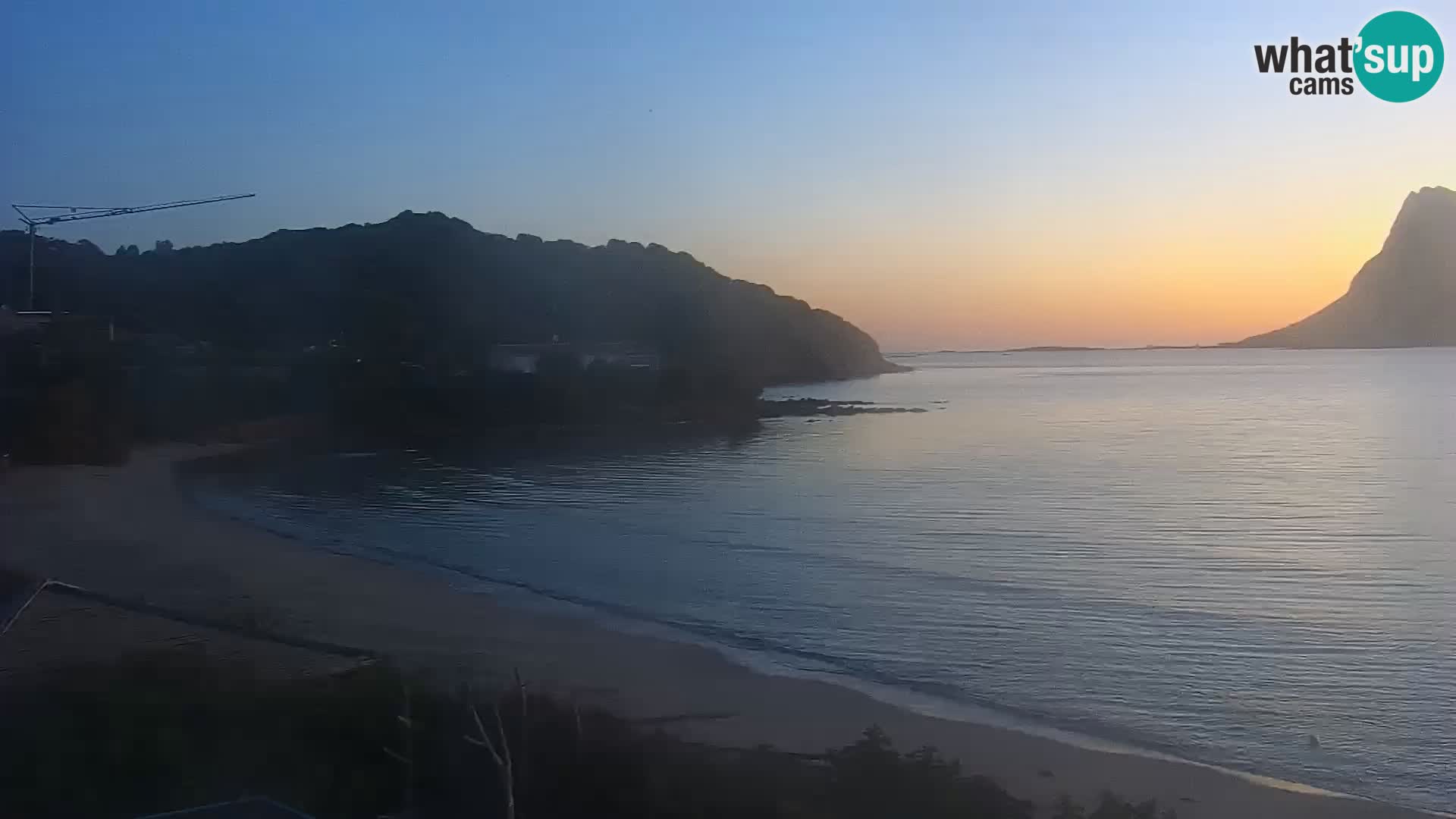 Live Webcam Loiri porto San Paolo – Porto Taverna Livecam Sardaigne – Italie