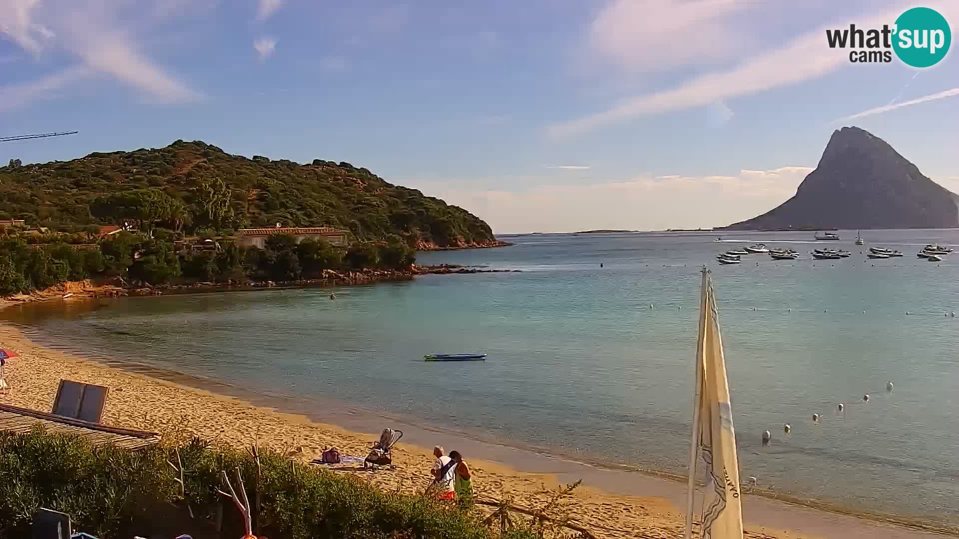 Spletna kamera Loiri porto San Paolo – Porto Taverna v živo Sardinija – Italija