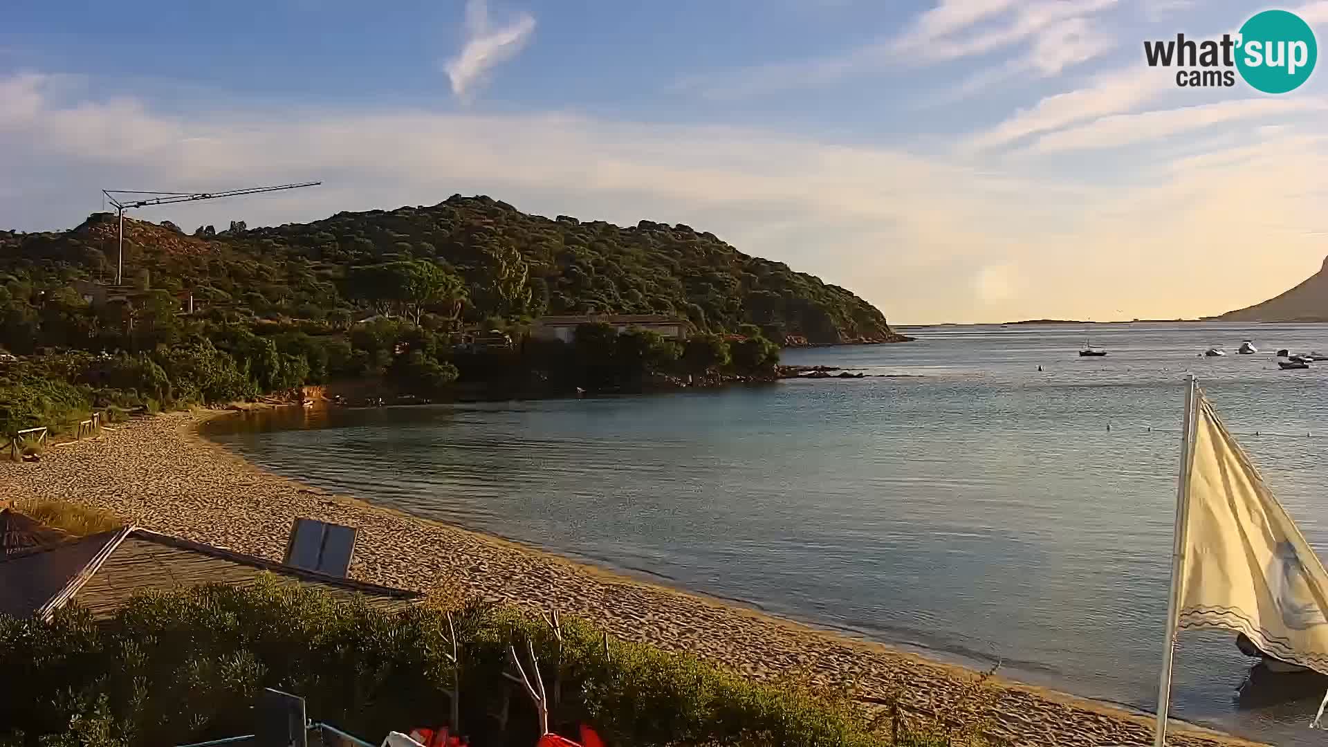 Spletna kamera Loiri porto San Paolo – Porto Taverna v živo Sardinija – Italija