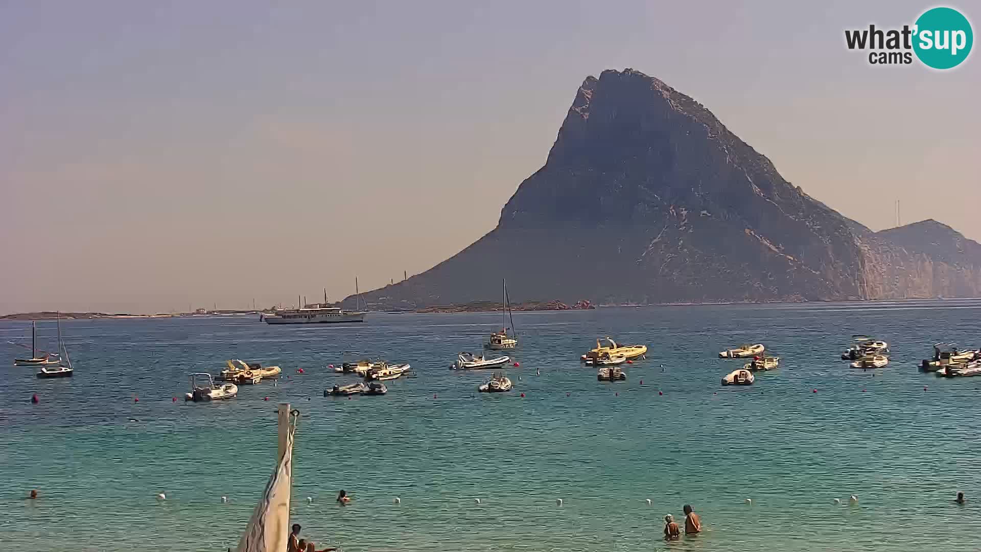 Live Webcam Loiri porto San Paolo – Porto Taverna Livecam Cerdeña – Italia