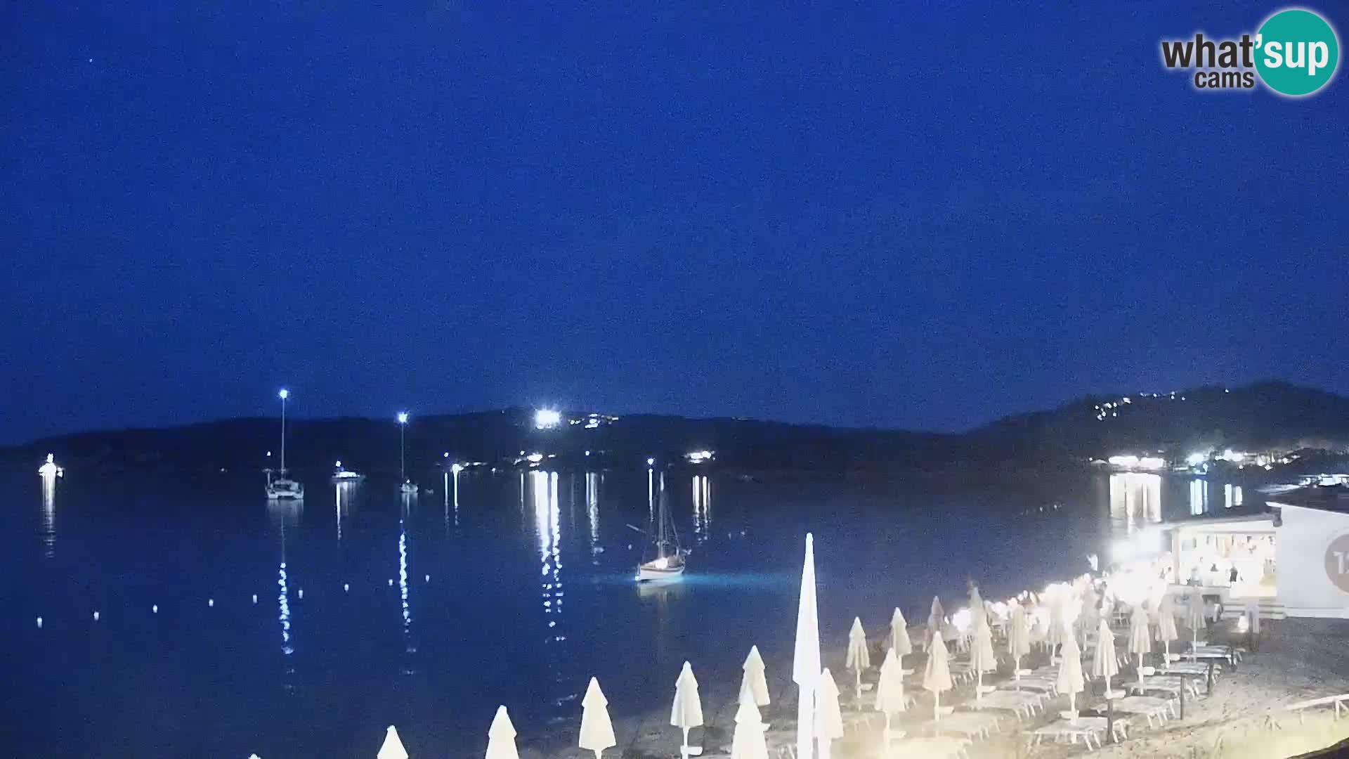 Spletna kamera Loiri porto San Paolo – Porto Taverna v živo Sardinija – Italija