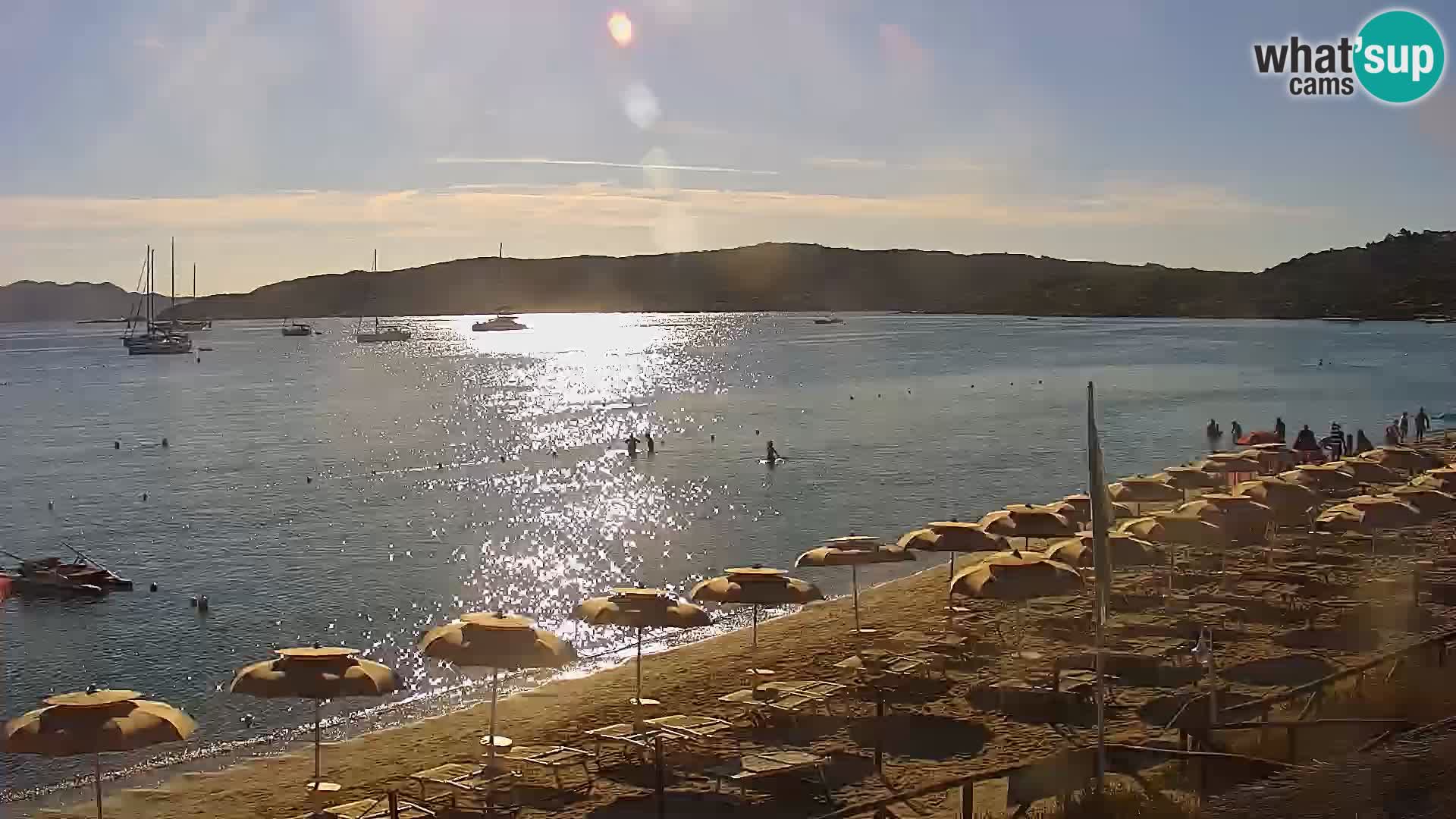 Spletna kamera Loiri porto San Paolo – Porto Taverna v živo Sardinija – Italija