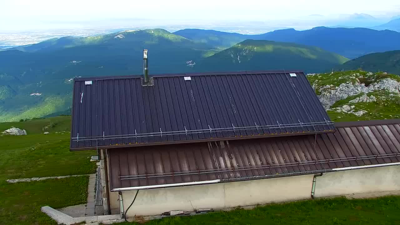 Matajur Webcam | Dom auf dem Matajure