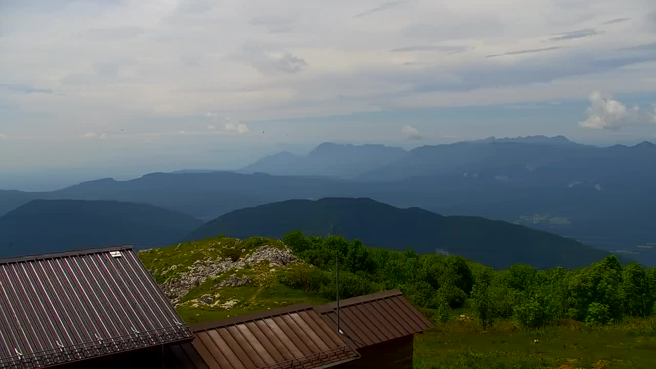 Matajur Webcam | Dom on Matajure