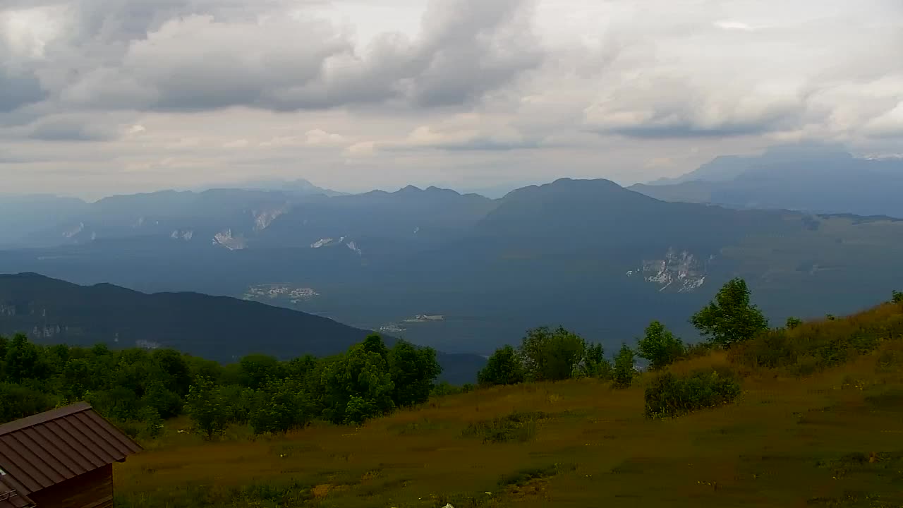 Matajur Webcam | Dom auf dem Matajure