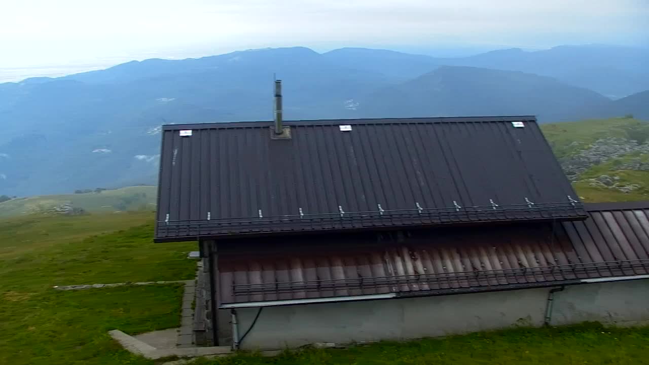 Matajur Webcam | Dom auf dem Matajure