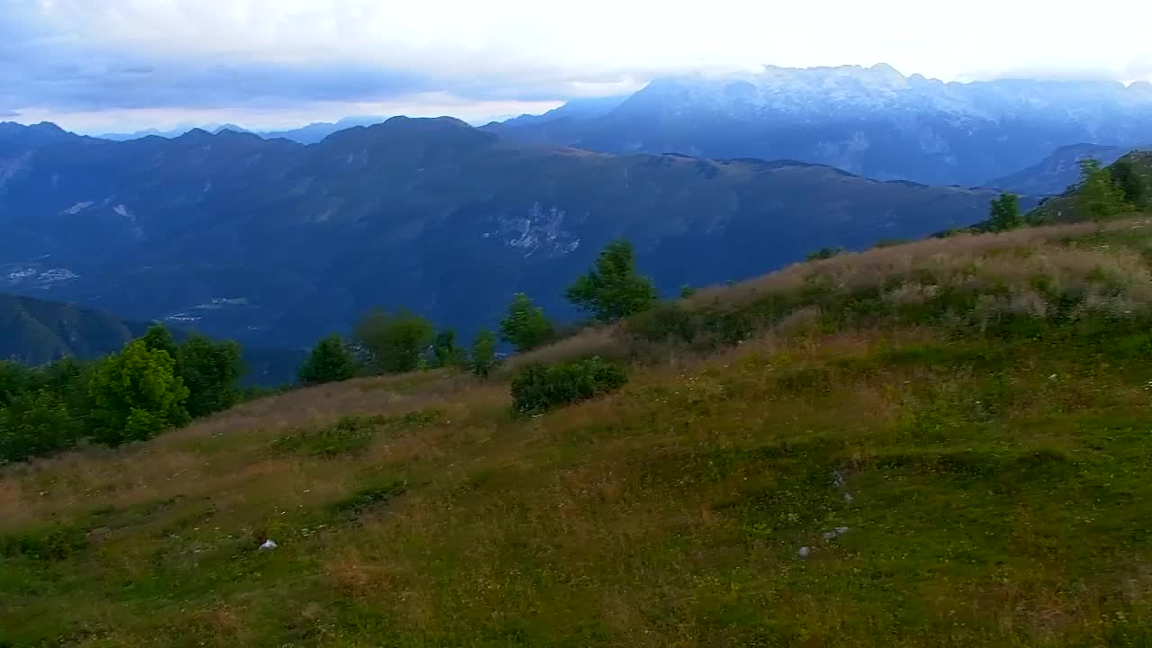 Matajur Webcam | Dom auf dem Matajure