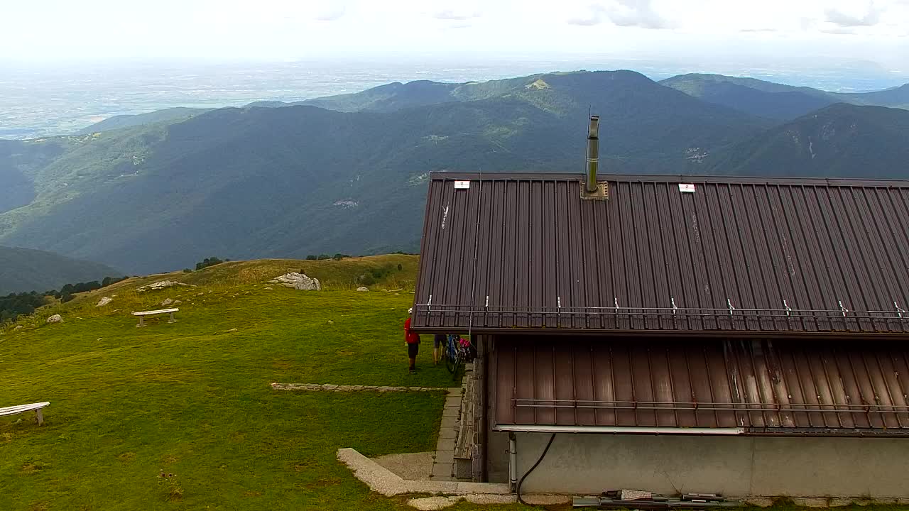 Matajur Webcam | Dom auf dem Matajure
