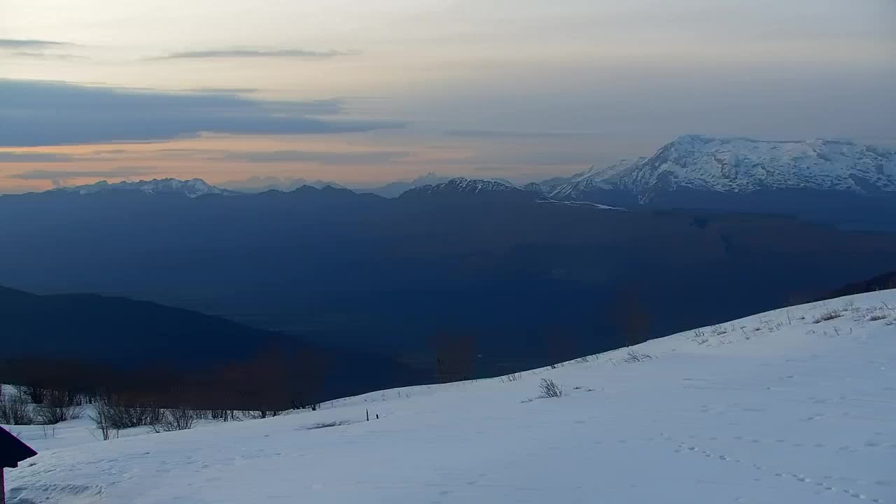 Matajur Webcam | Dom auf dem Matajure