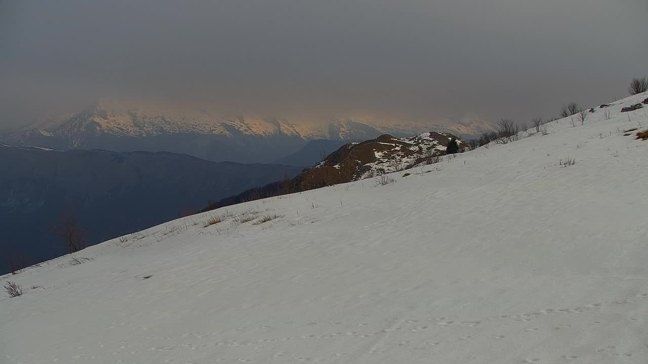 Matajur Webcam | Dom auf dem Matajure